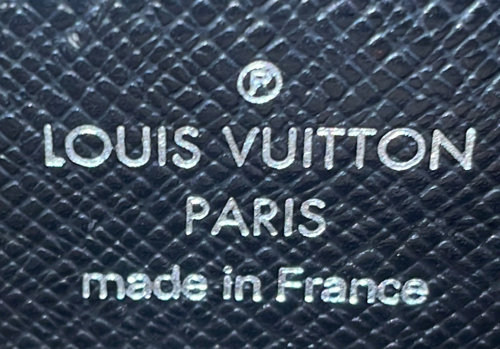 Louis Vuitton Robusto 1 Briefcase Taiga Leather
