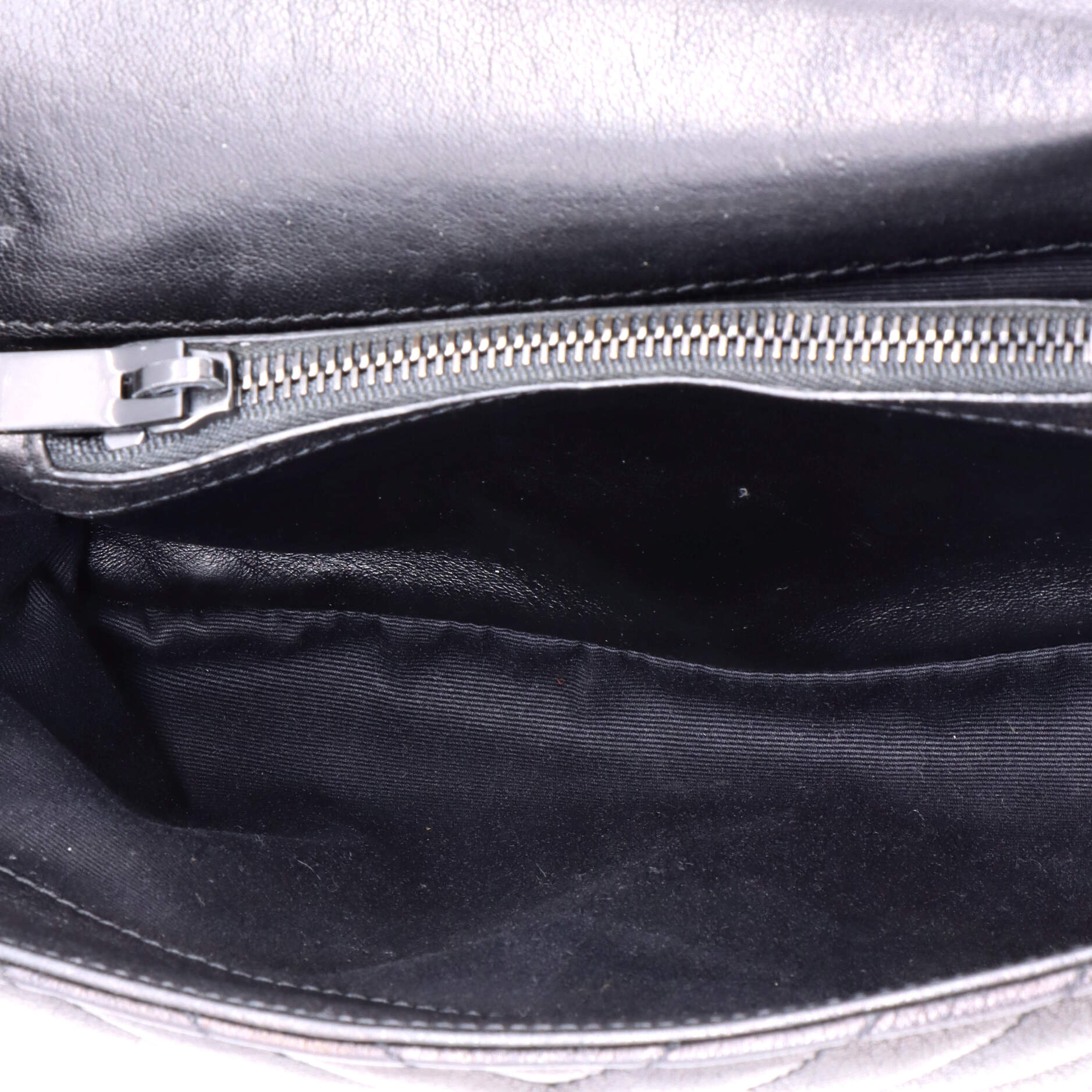 Saint Laurent Classic Monogram College Bag Matelasse Chevron Leather Medium