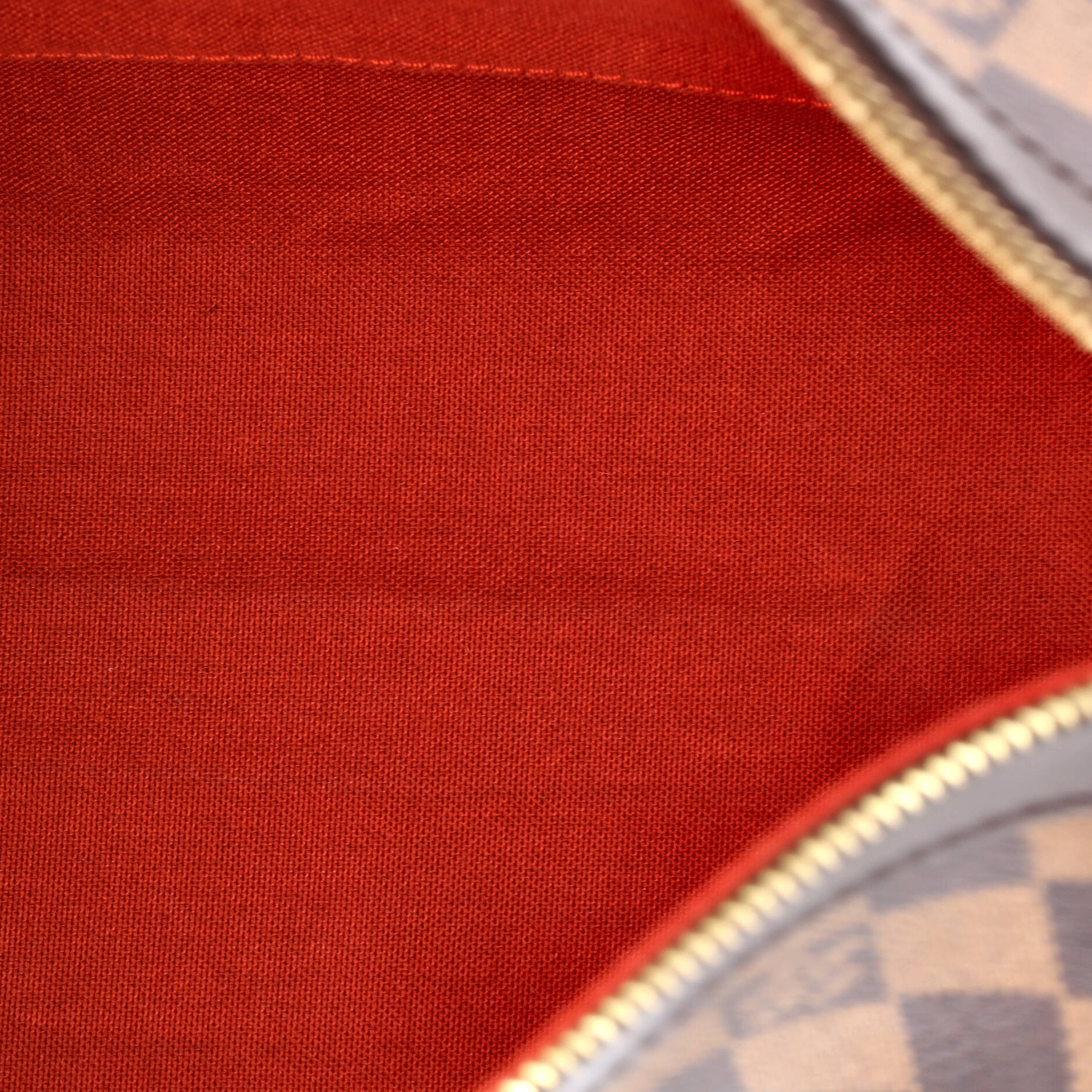 Louis Vuitton Illovo Handbag Damier MM
