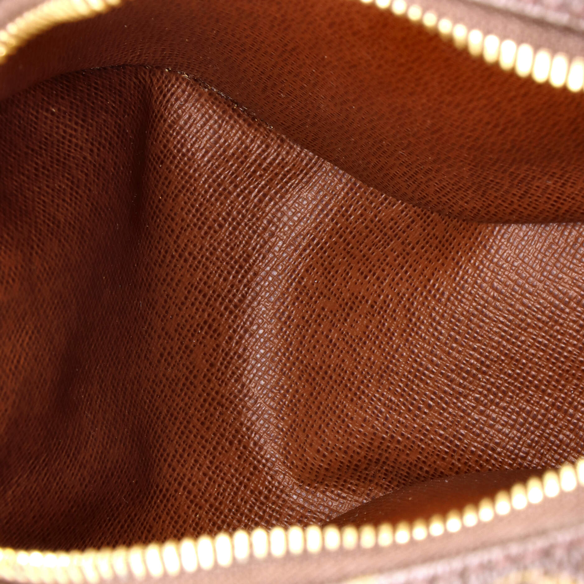 Louis Vuitton Blois Handbag Monogram Canvas