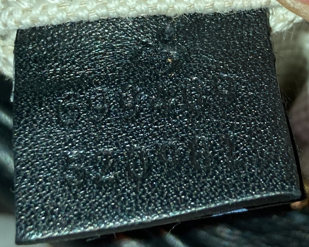 Gucci Attache Shoulder Bag Leather Small