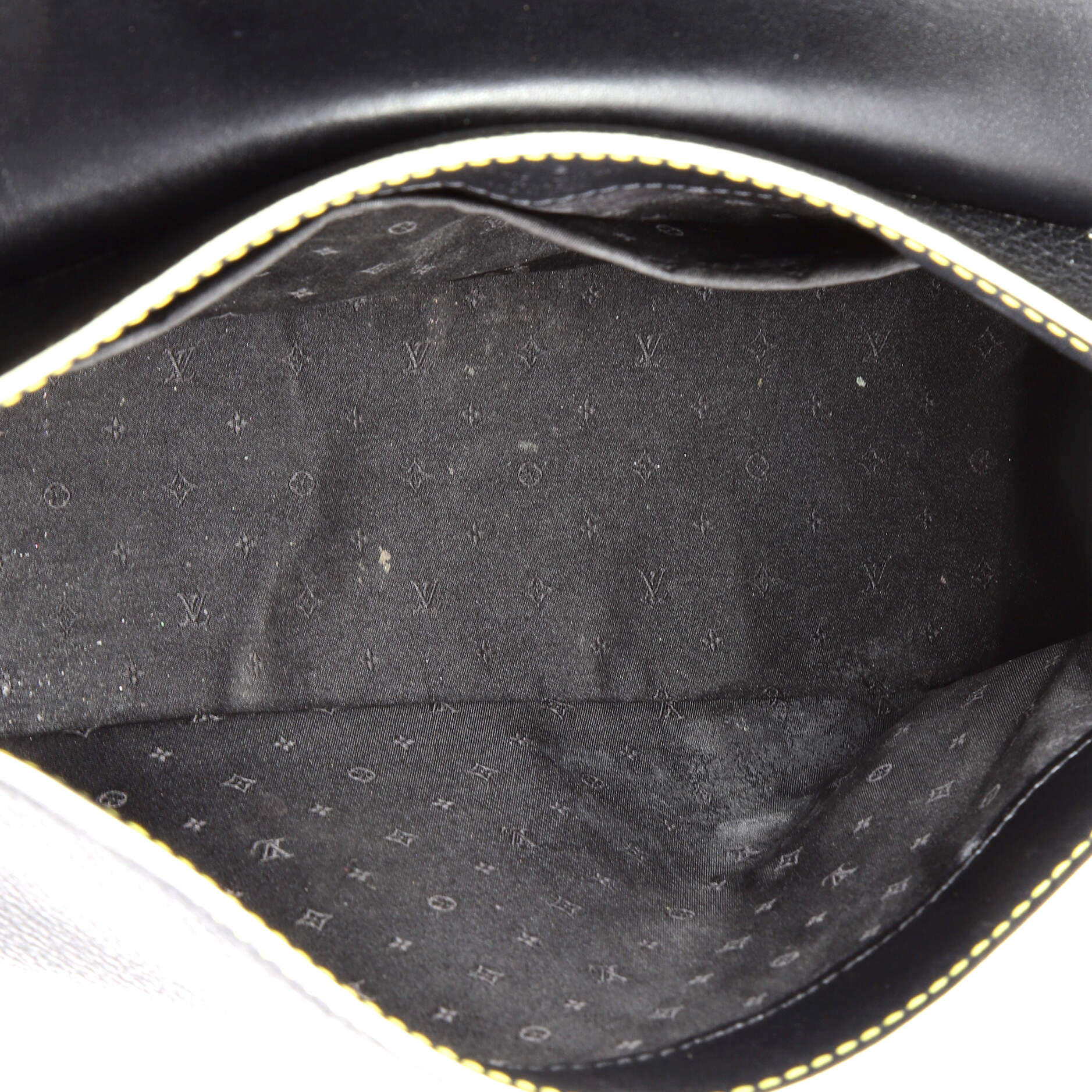 Louis Vuitton Suhali Le Talentueux Handbag Leather