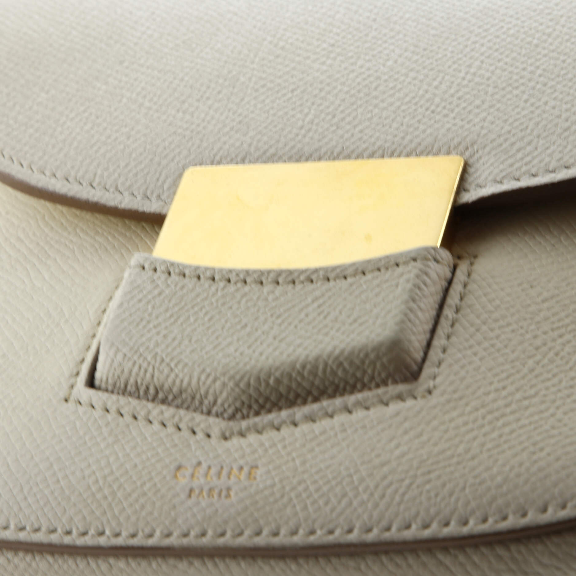 Celine Trotteur Crossbody Bag Grainy Leather Small