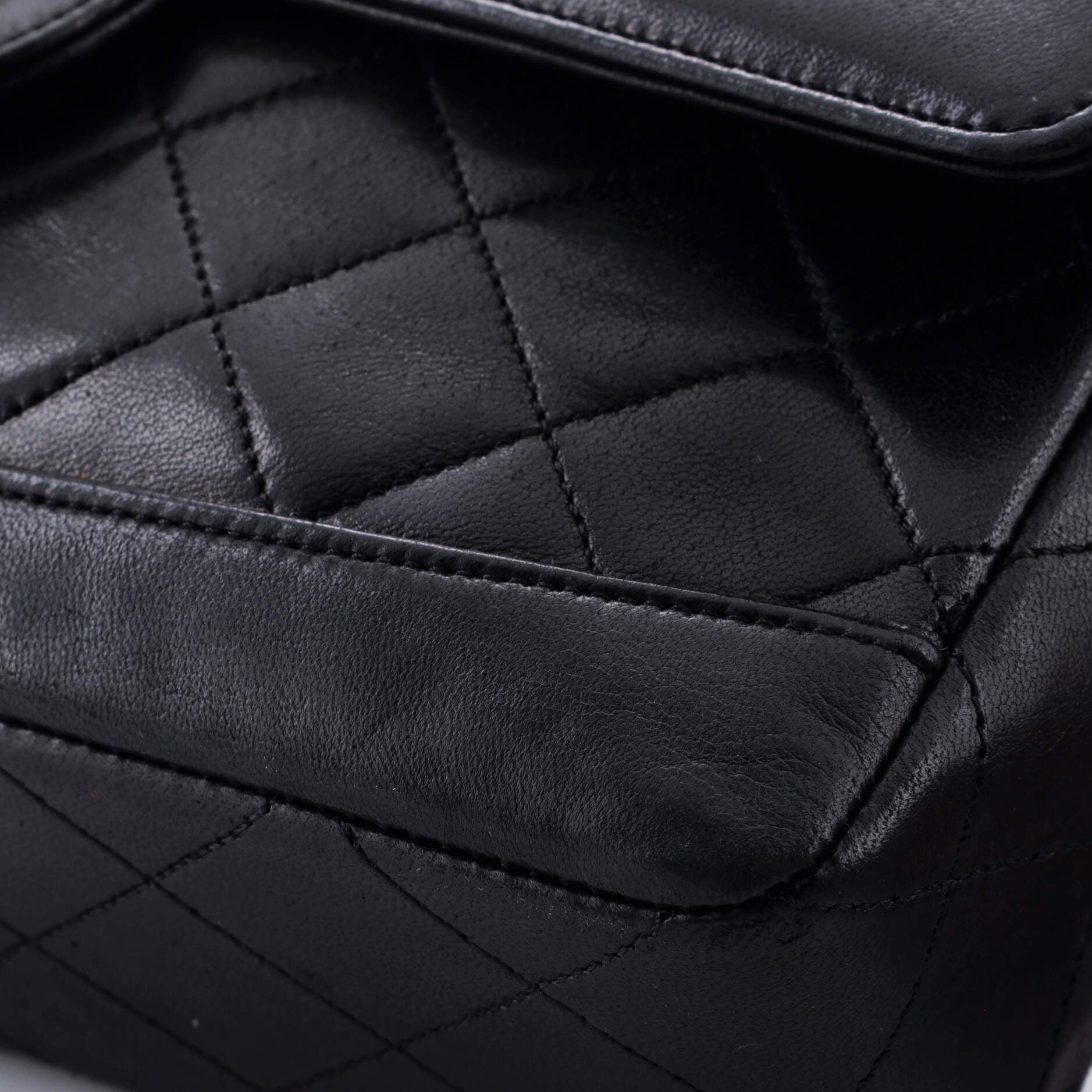 Chanel Vintage CC Chain Flap Bag Quilted Lambskin Medium
