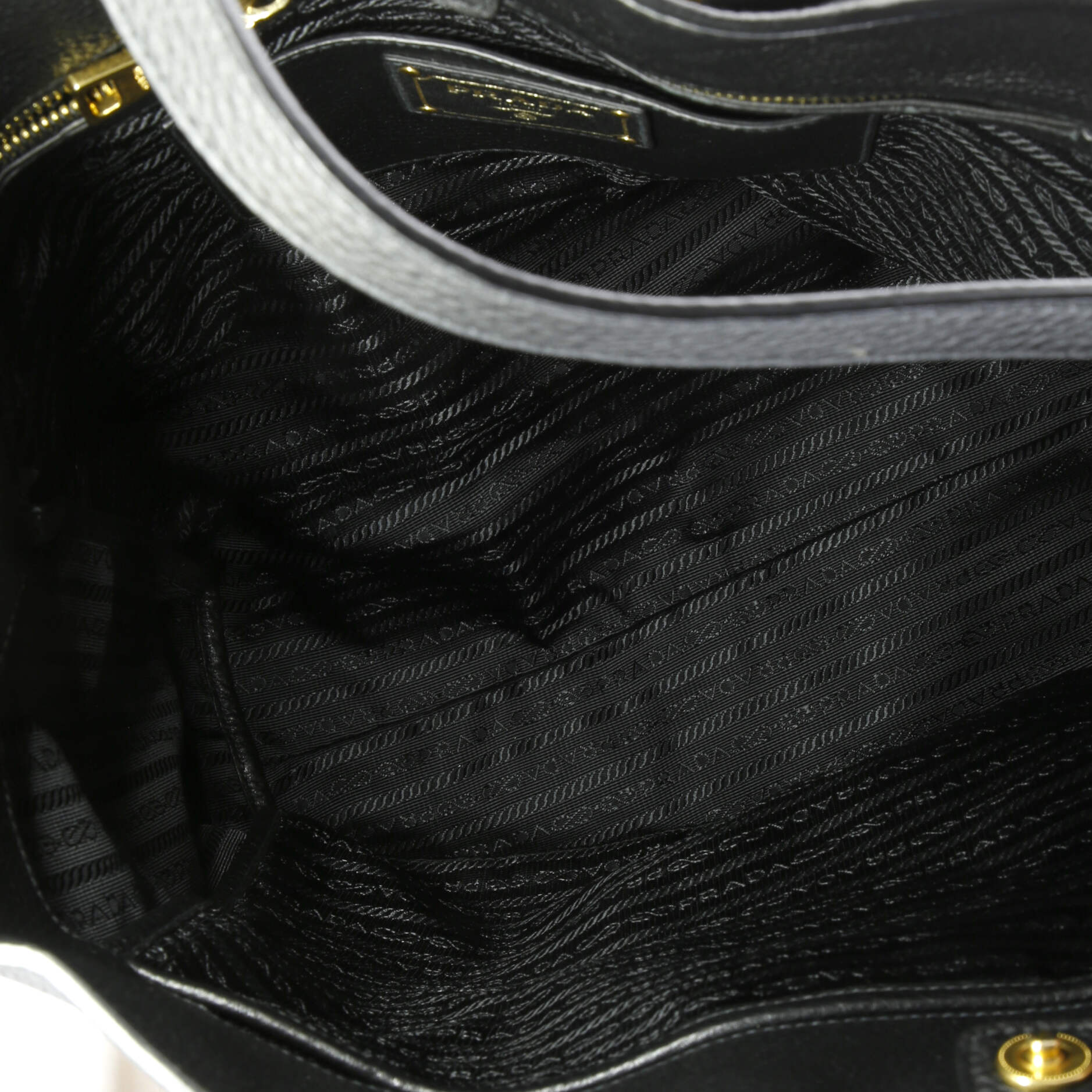 Prada Convertible Shopper Tote Vitello Daino Large