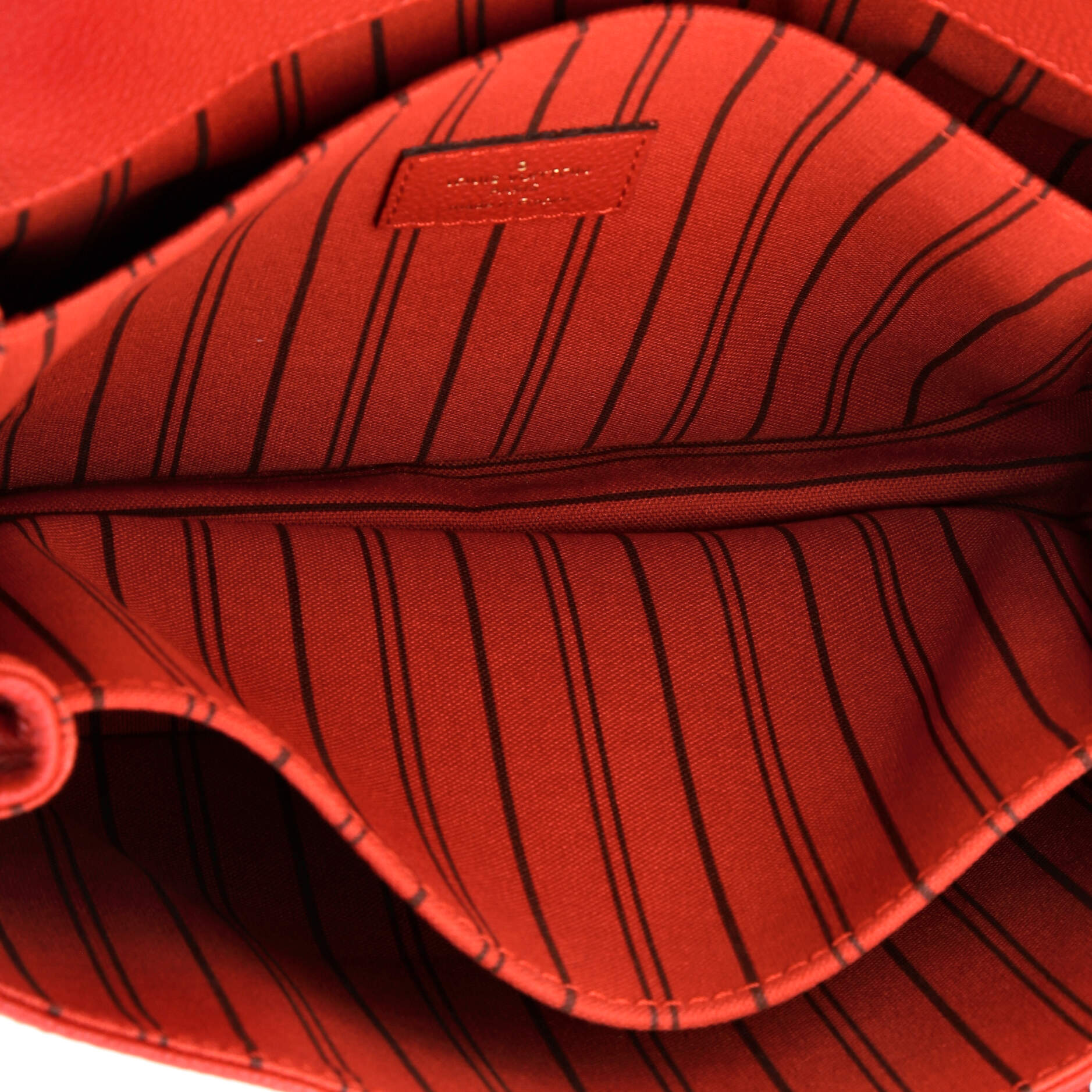 Louis Vuitton Pochette Metis Monogram Empreinte Leather