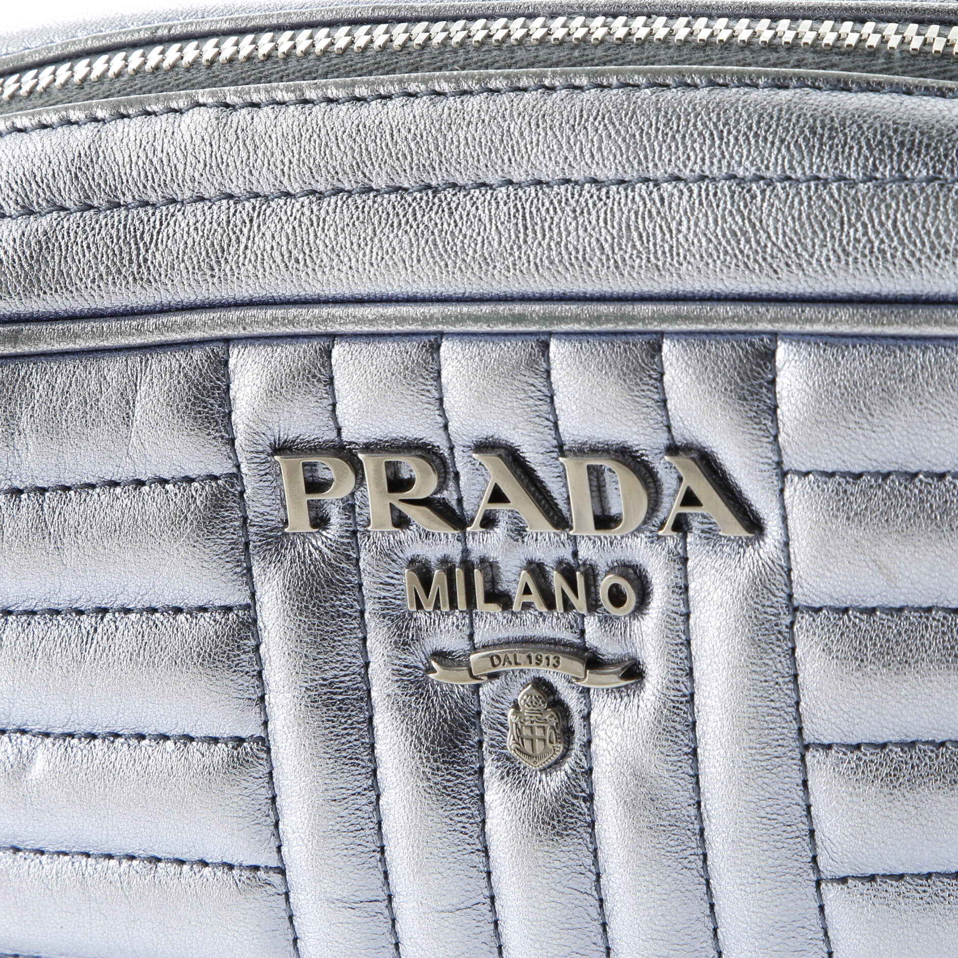 Prada Camera Bag Diagramme Quilted Leather Small