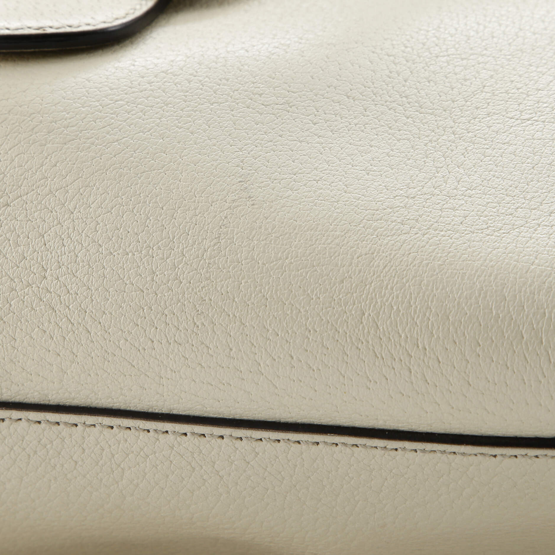 Gucci Totem Top Handle Bag Leather Medium