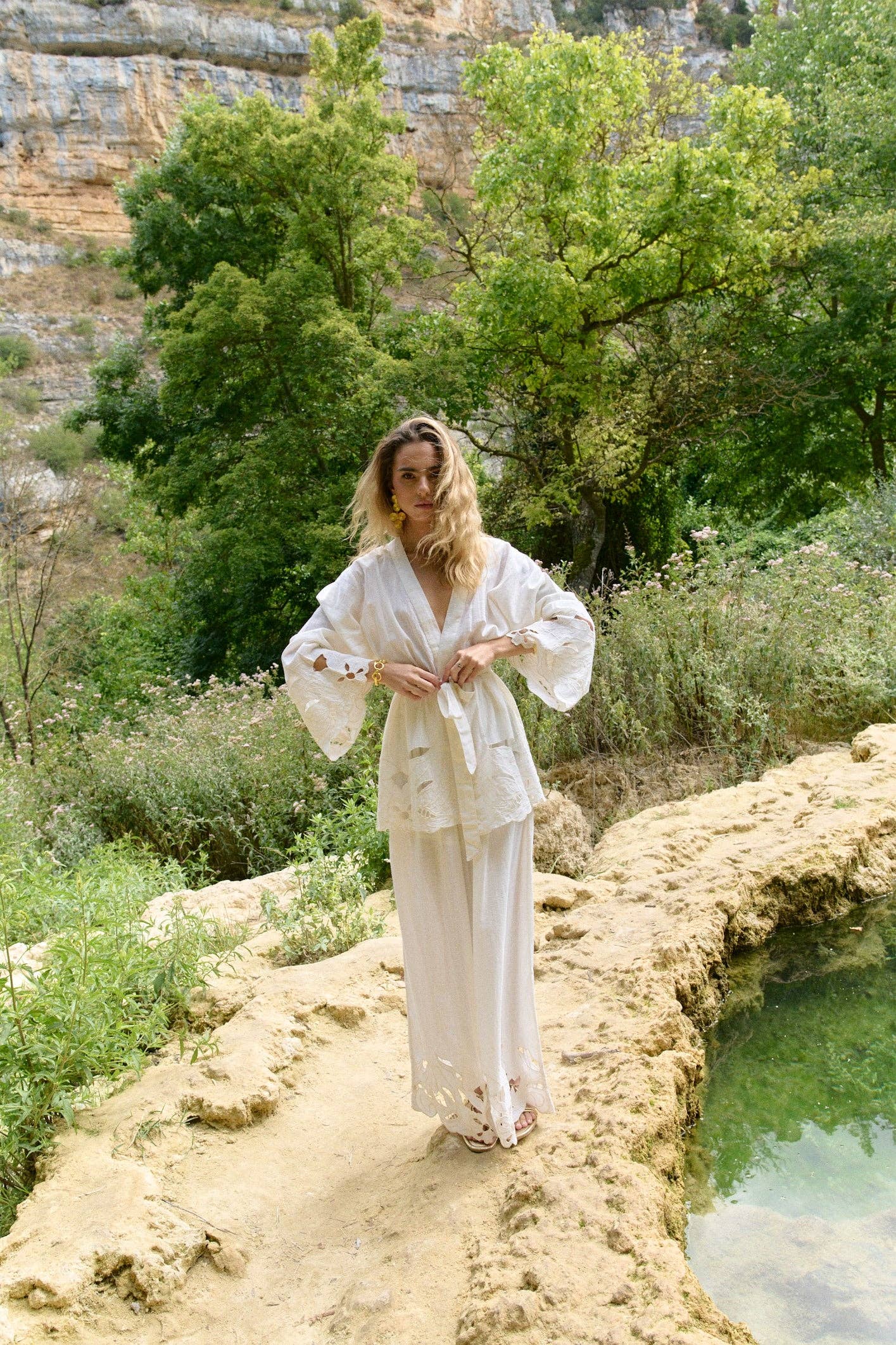 MONACO WHITE KIMONO