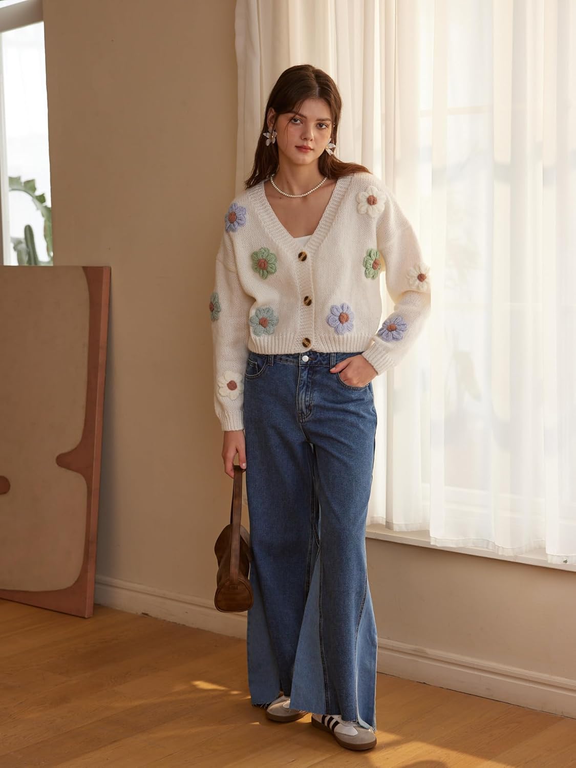 CIDER Women’s Floral Cropped Cardigan Cute Flower V Neck Button Down Trendy Sweater