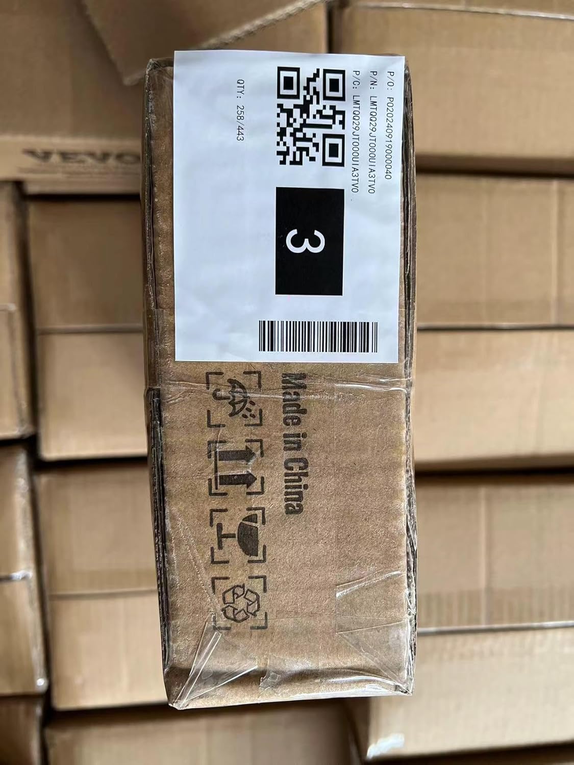 VEVOR Bolt Extractor Set, 32-Piece Bolt and Nut Remover Set, 6mm to 10mm, 13/32" to 3/4", CR-MO Steel Extraction Socket Set with Storage Case, for Removing Damaged Rusted Bolts, Nuts and Screws