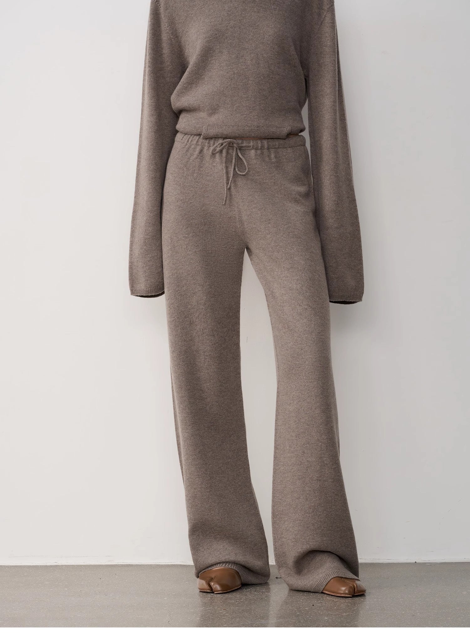 "Warm and waxy music" Australian merino wool knitted suit-7