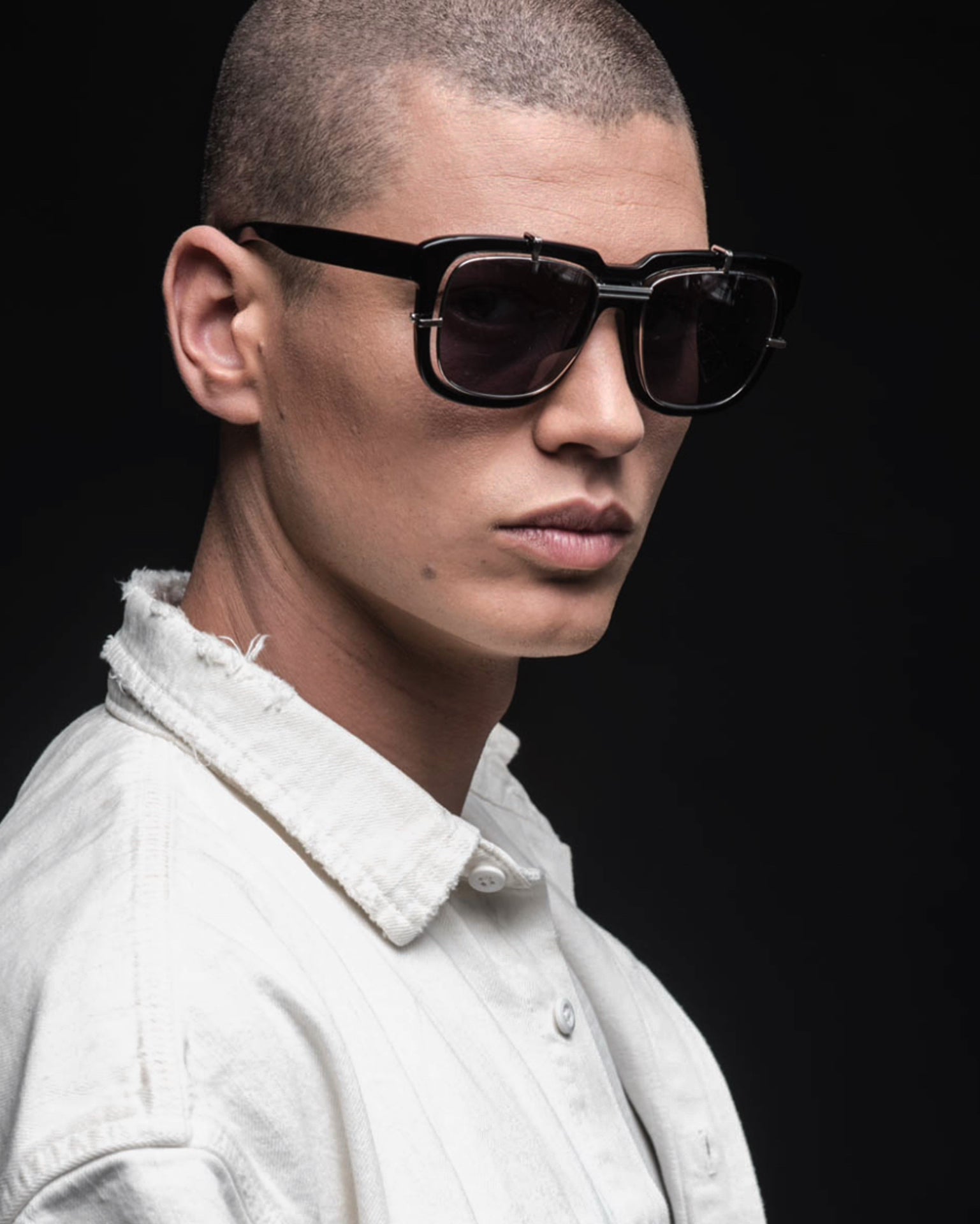 BRAZEN black | grey