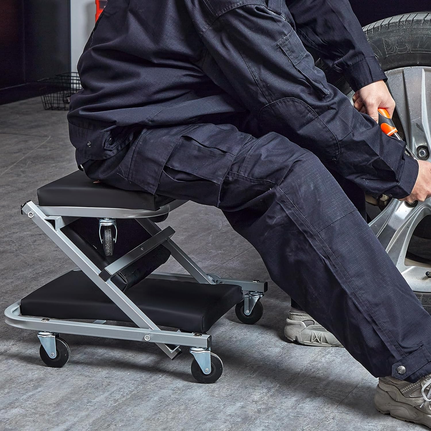 VEVOR Mechanic Creeper, Garage Gift, 36" Z Creeper Seat, 2 in 1 Mechanic Gifts, 300 lbs Capacity, Low Profile Creeper with 6 pcs Wheels in Garage/Shop for Fathers Day Tool Gift