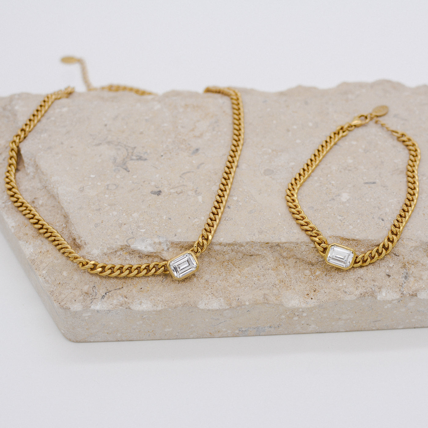 Manhattan Chain Choker w CZ