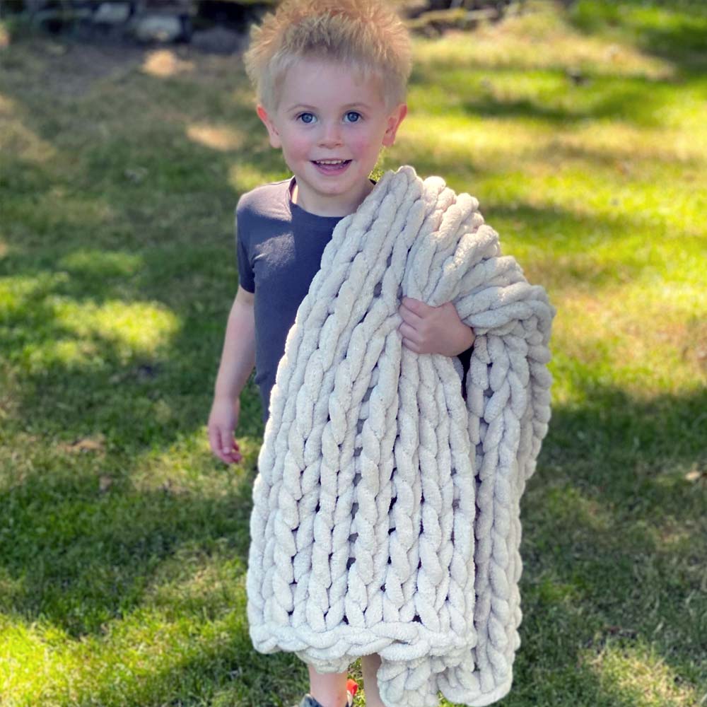 INFINITE CHUNKY KNIT BLANKET | MINKY | LITTLE - SAND-4