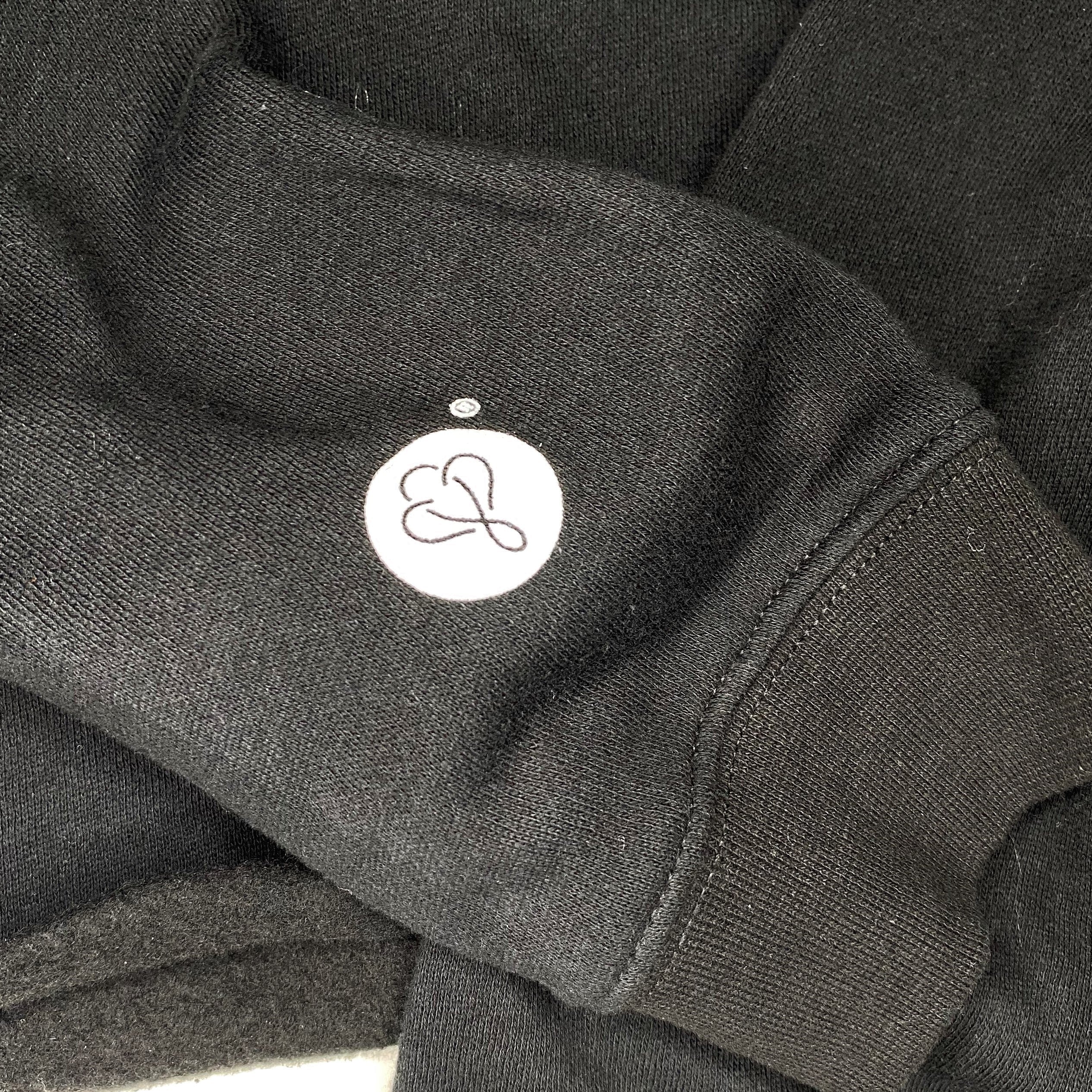 BIG LOViE HOODIE CROP SWEATSHIRT | BLACK-4