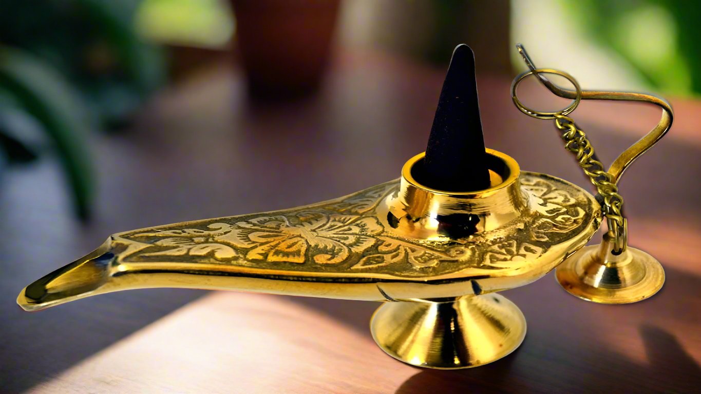 Brass_Aladdin_Lamp_Genie_Lamp_Cone_Burner