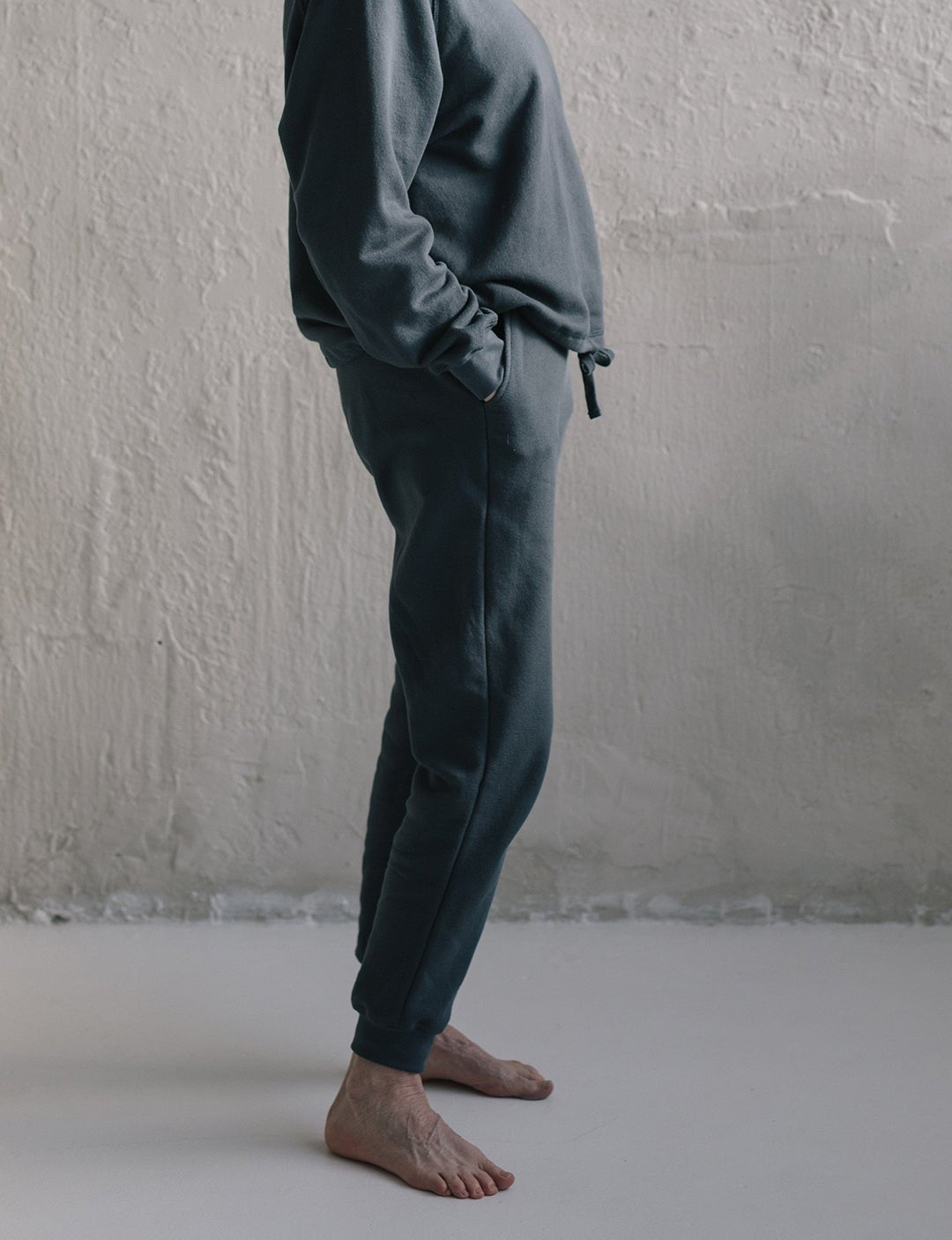 The Women's Essential Sweatpant - Dusk