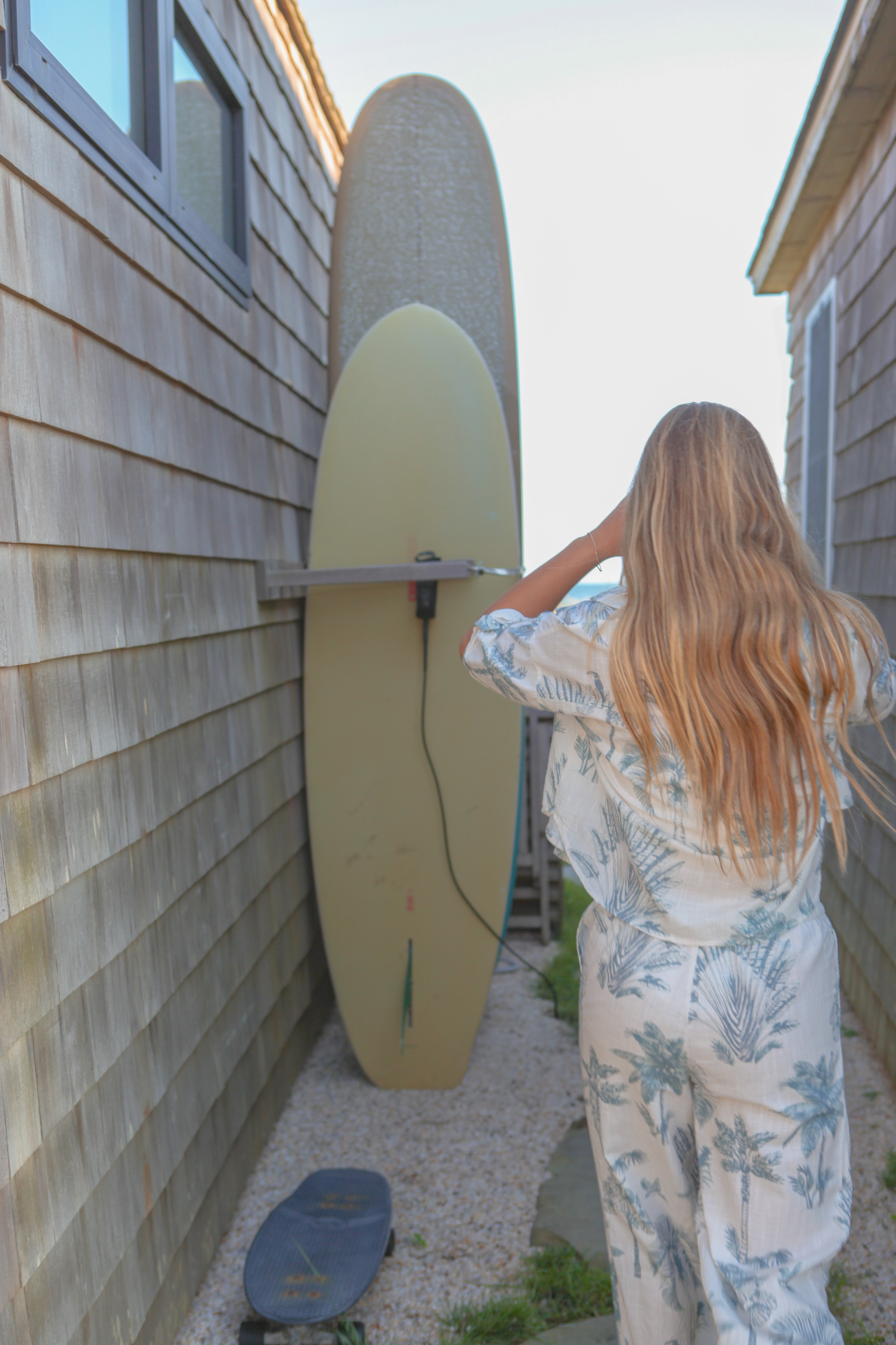 Cali Cropped Shirt in Faded Teal Palms