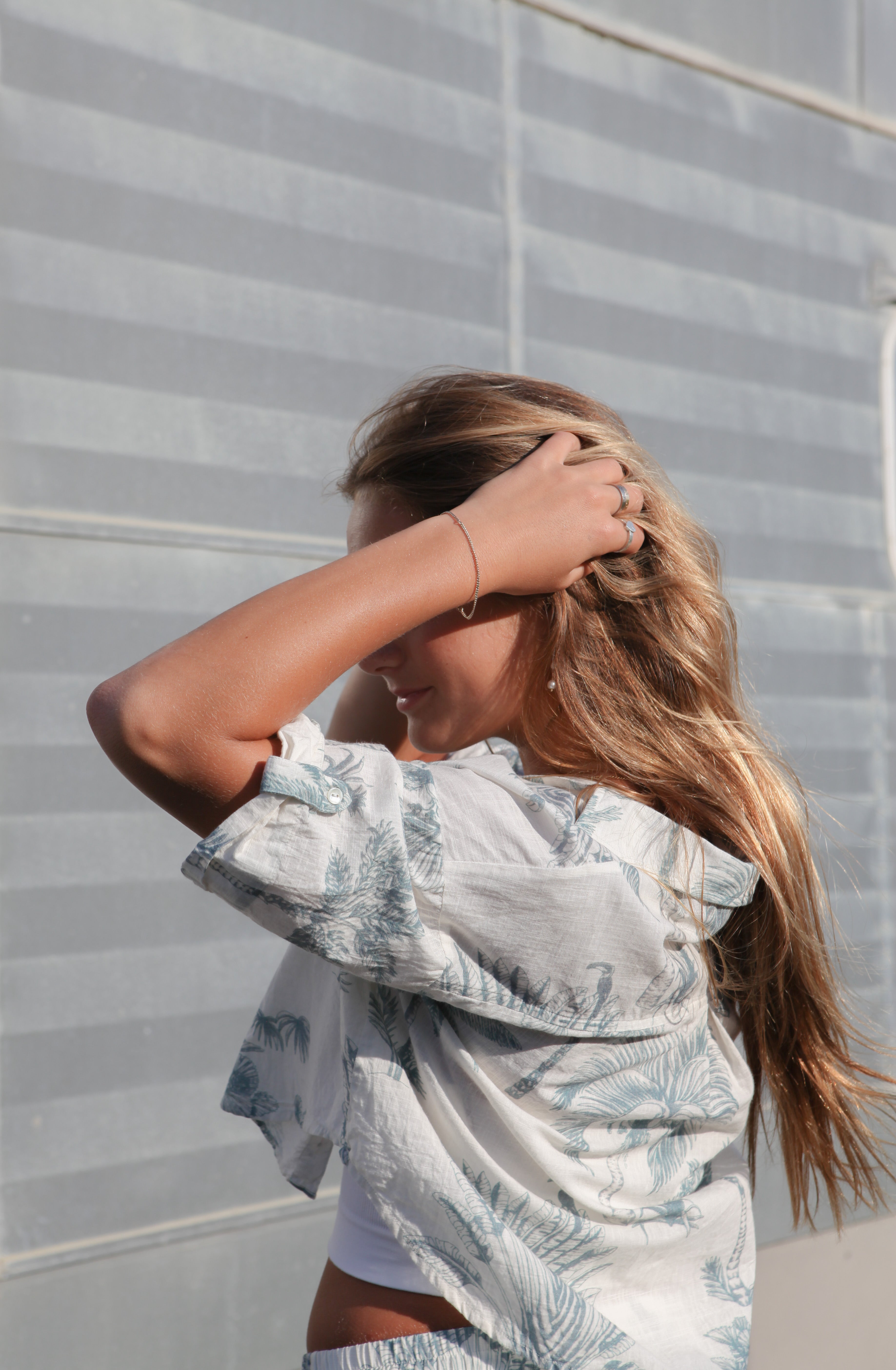 Cali Cropped Shirt in Faded Teal Palms