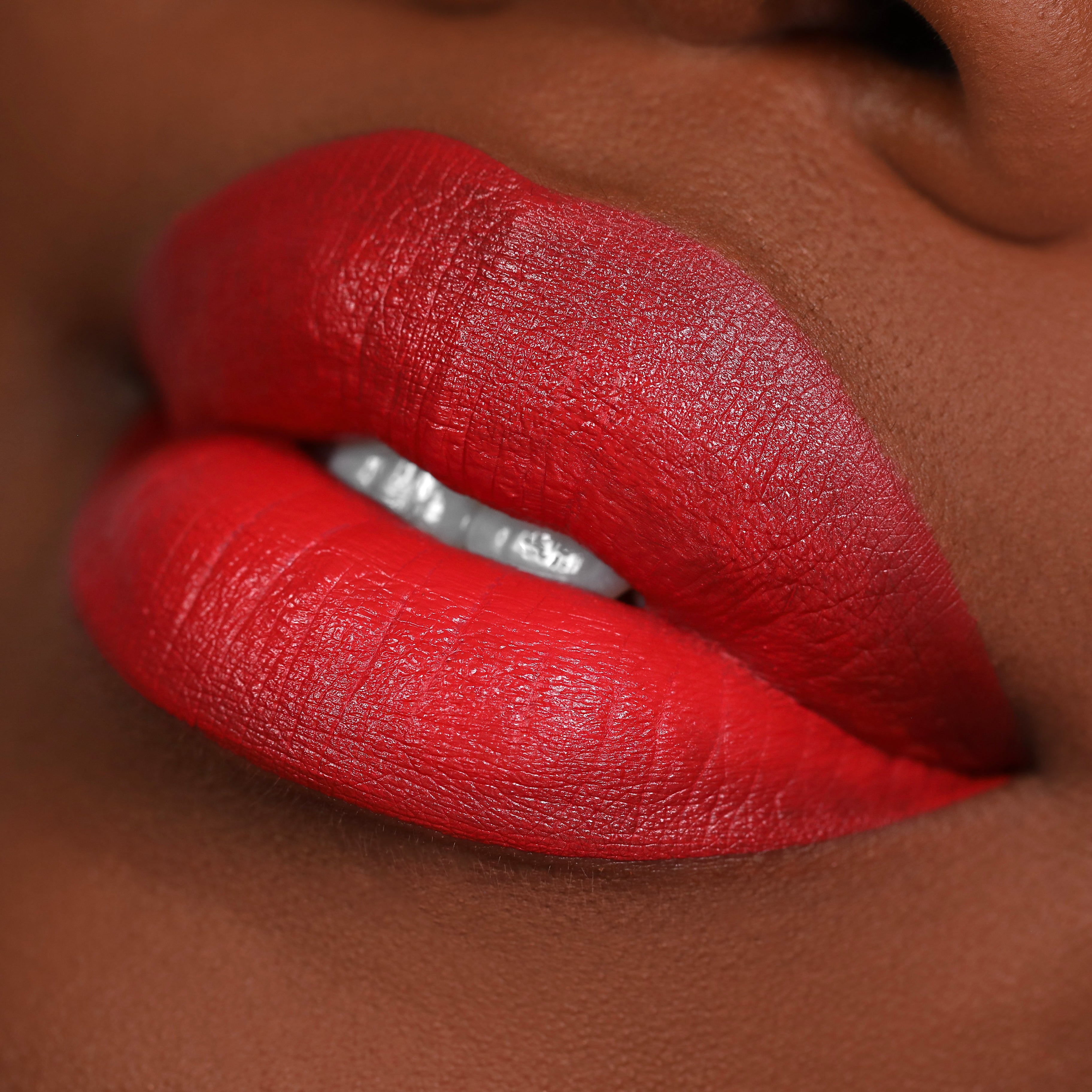 Long Lasting Liquid Lipstick - Cooking Con Omi