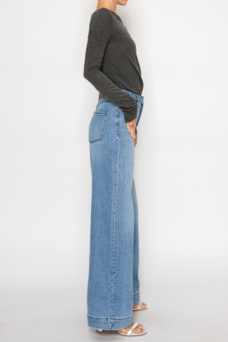 TUMMY CONTROL HIGH RISE A-WIDE JEANS