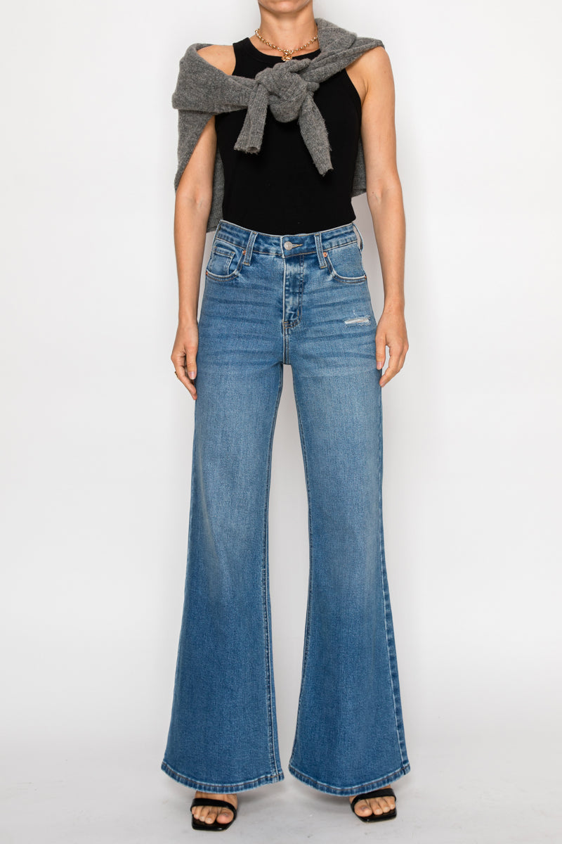 TUMMY CONTROL RELAXED HIGH RISE PALAZZO JEANS *Signature*