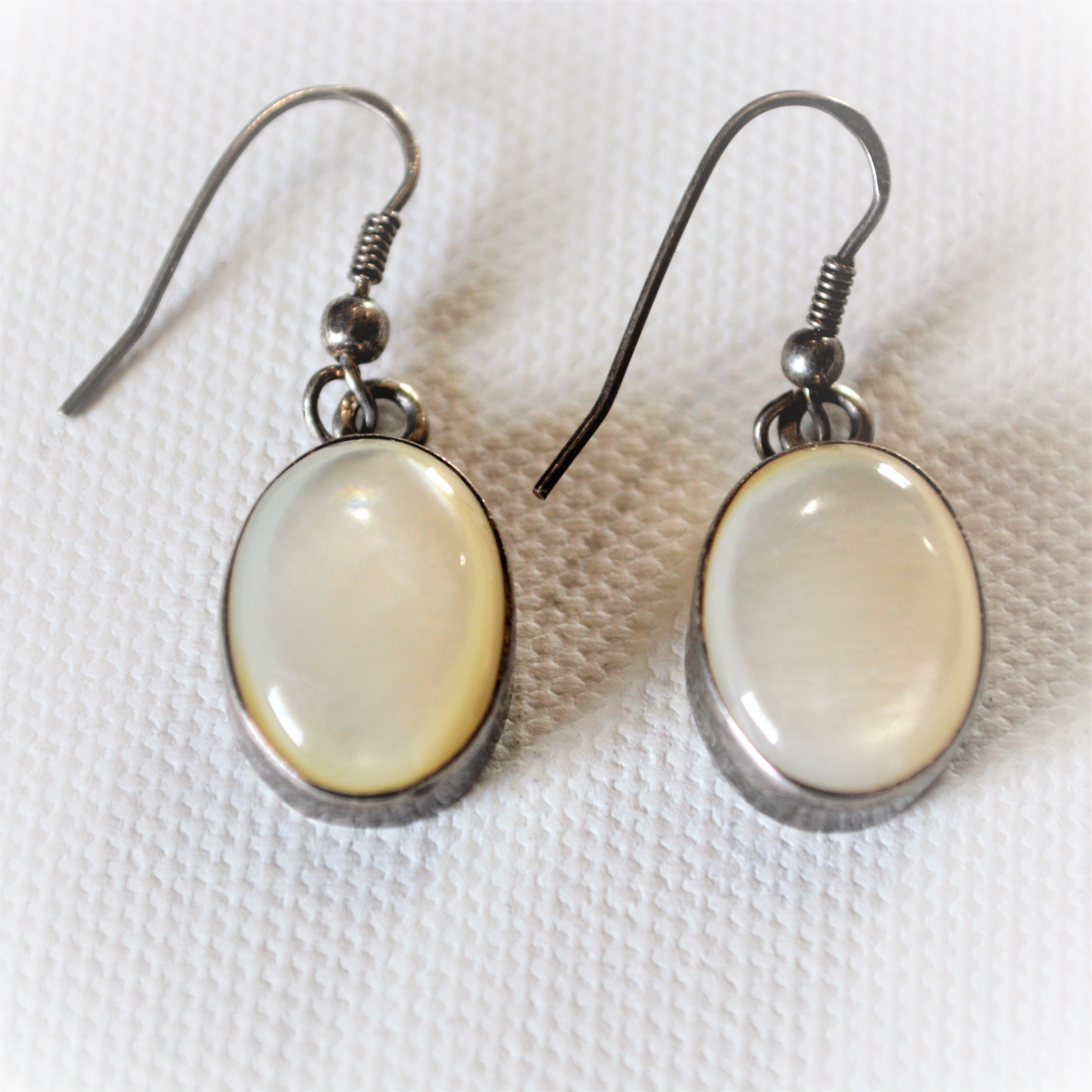 Silver earring by OMSutra