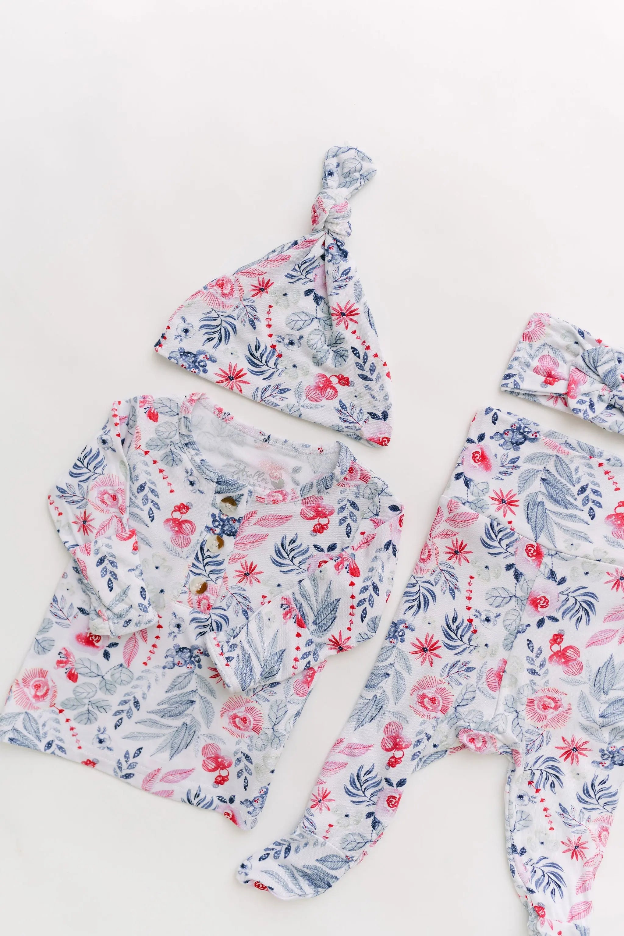 Newborn Outfit, Baby Outfit, Baby Girl Coming Home Outfit - Bloom