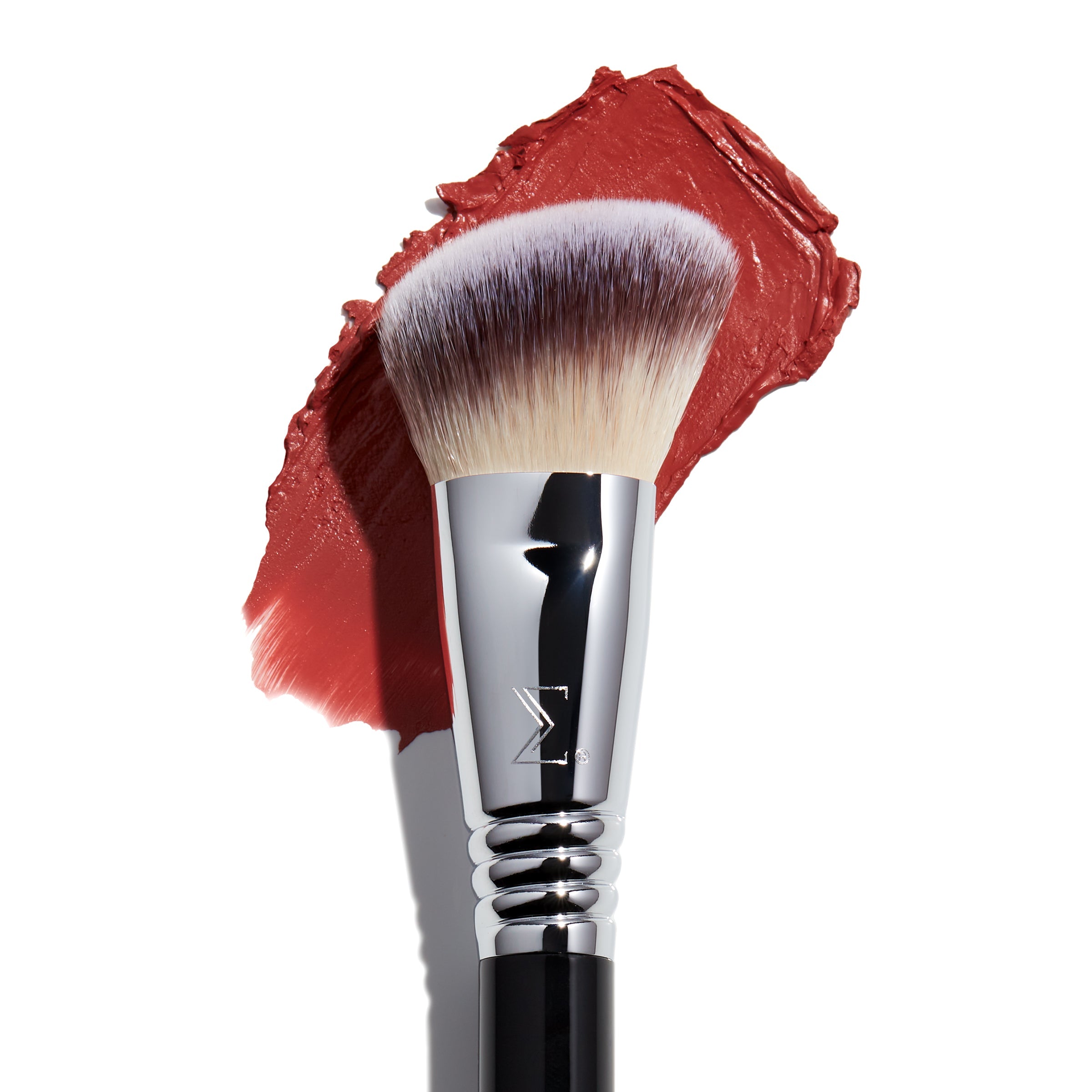 F43 Soft Angled Cheek Brush