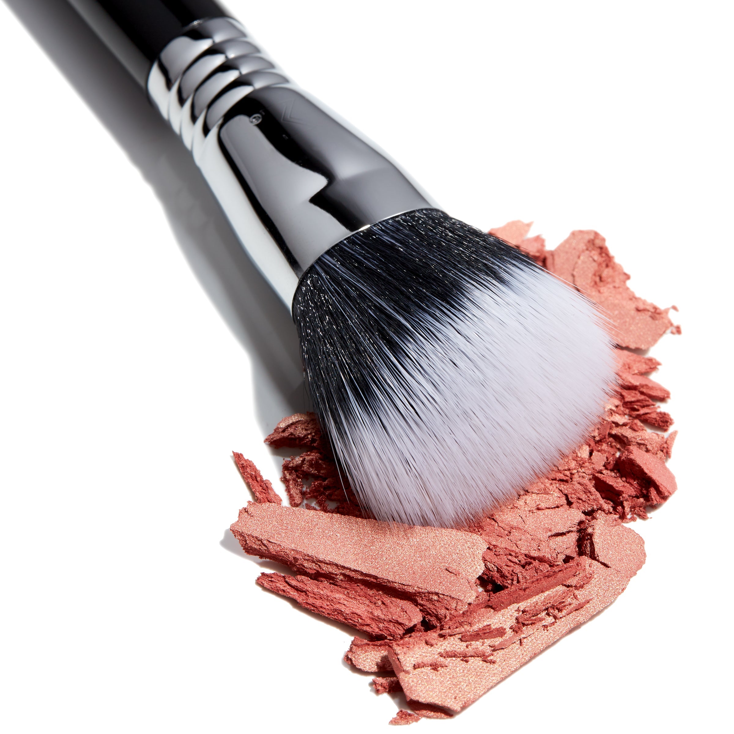 F53 Air Contour/Blush™ Brush