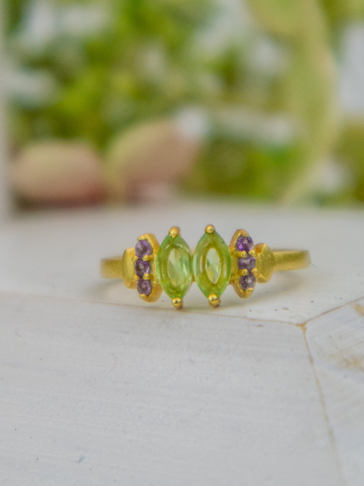 Bitty Leaf Ring