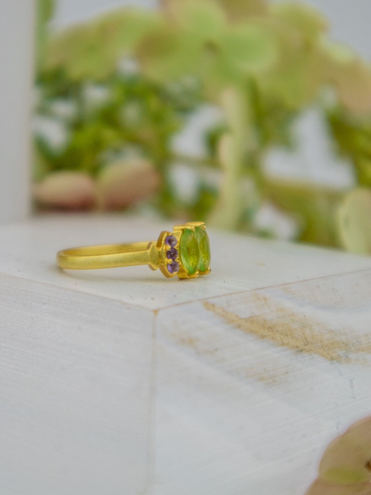 Bitty Leaf Ring