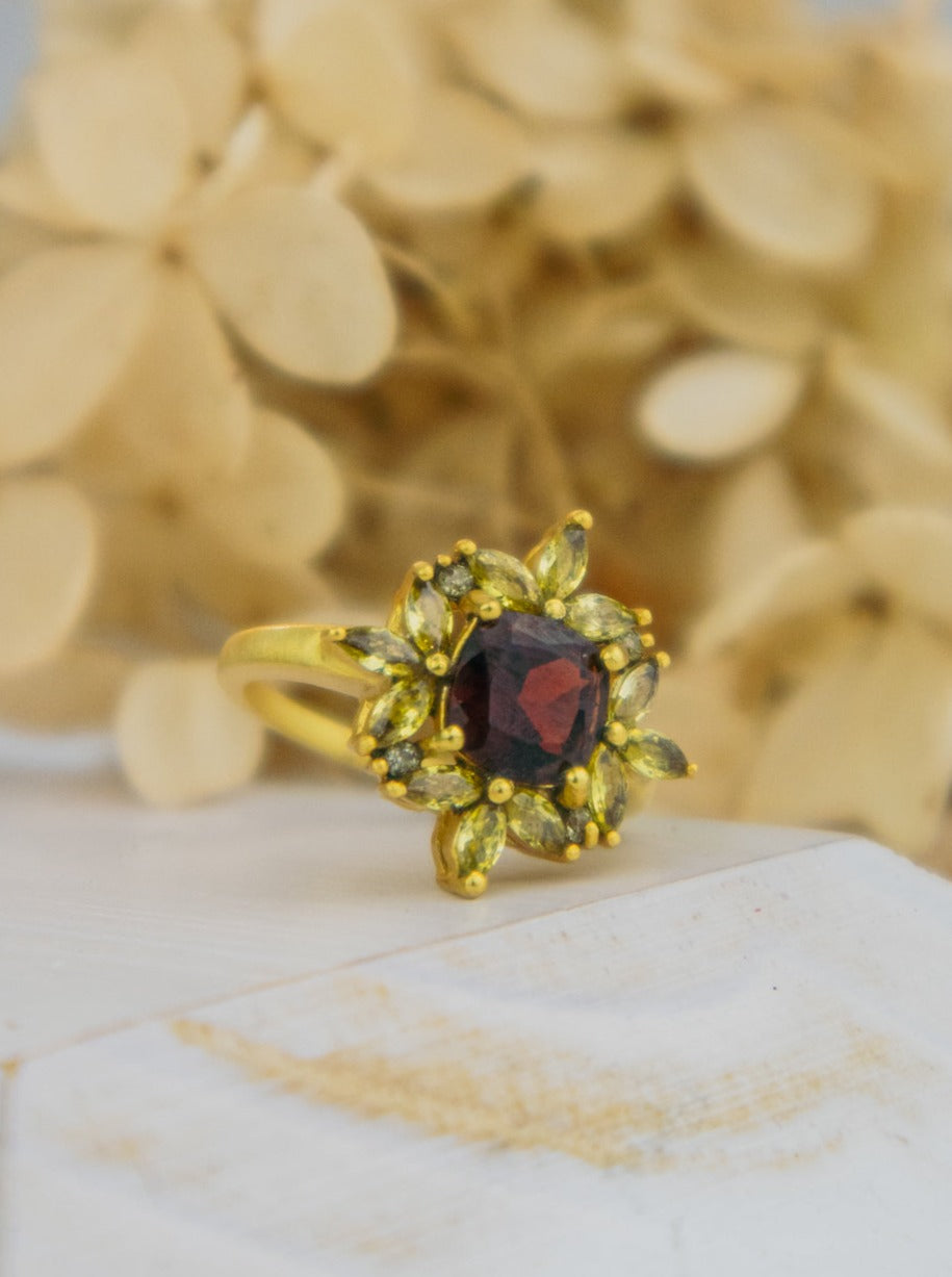 The Full Bloom Ring