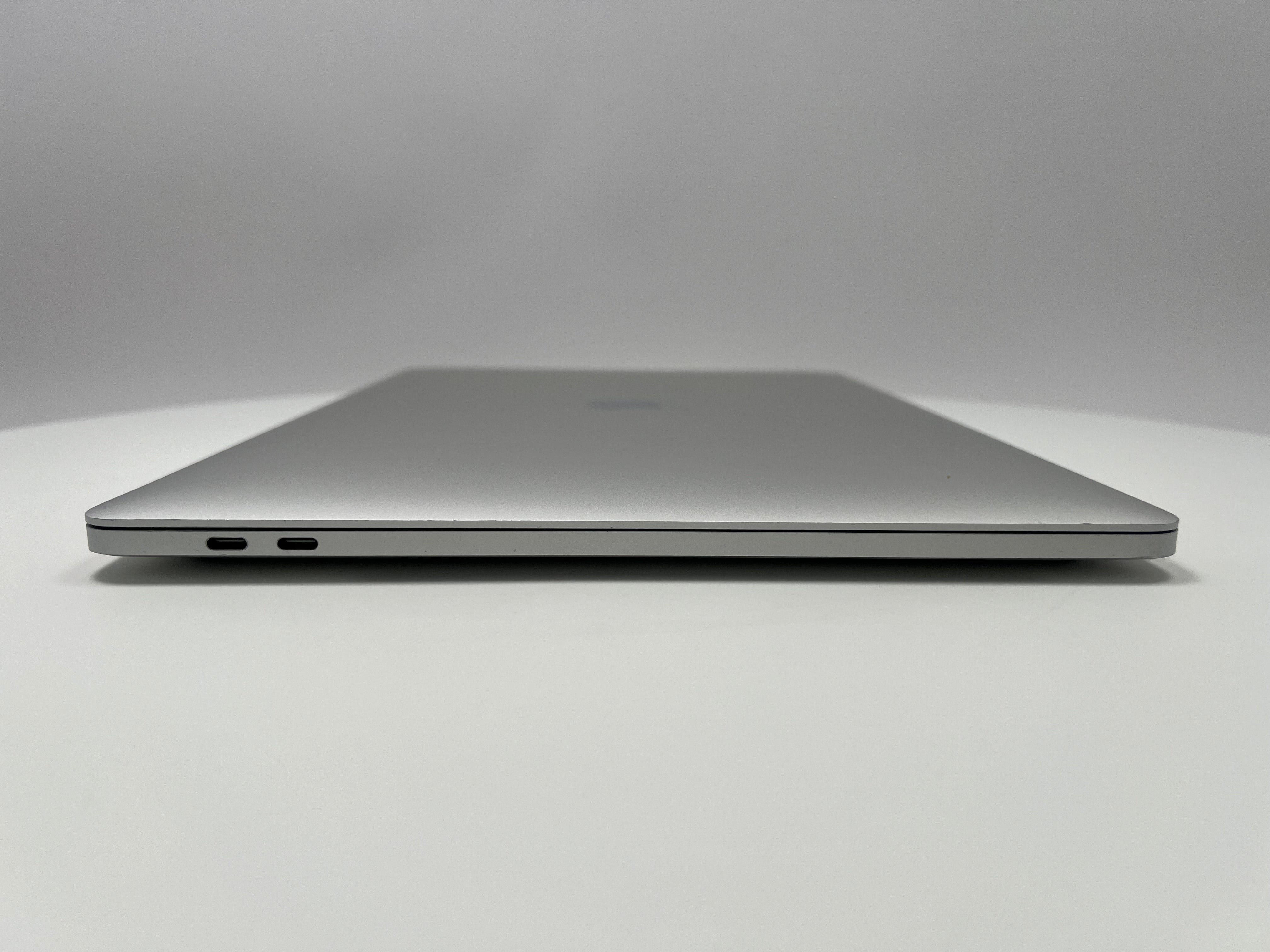 2016 Apple MacBook Pro 15-inch i7 2.9GHz 16GB RAM 512GB SSD | Radeon Pro 460