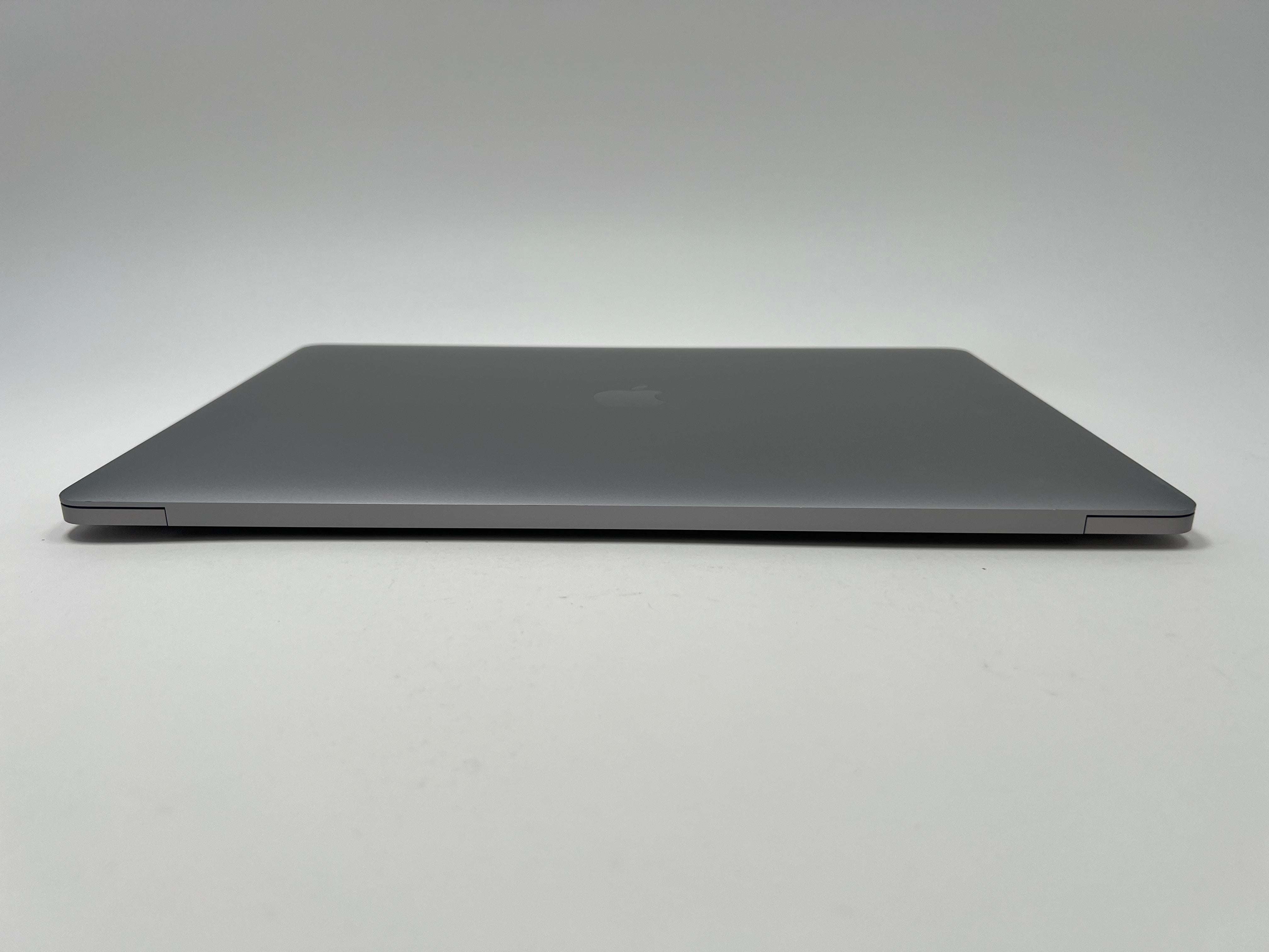 MacBook Pro (2017) 15-inch – Intel Core i7 3.1GHz – 16GB RAM 512GB SSD – Radeon Pro 560