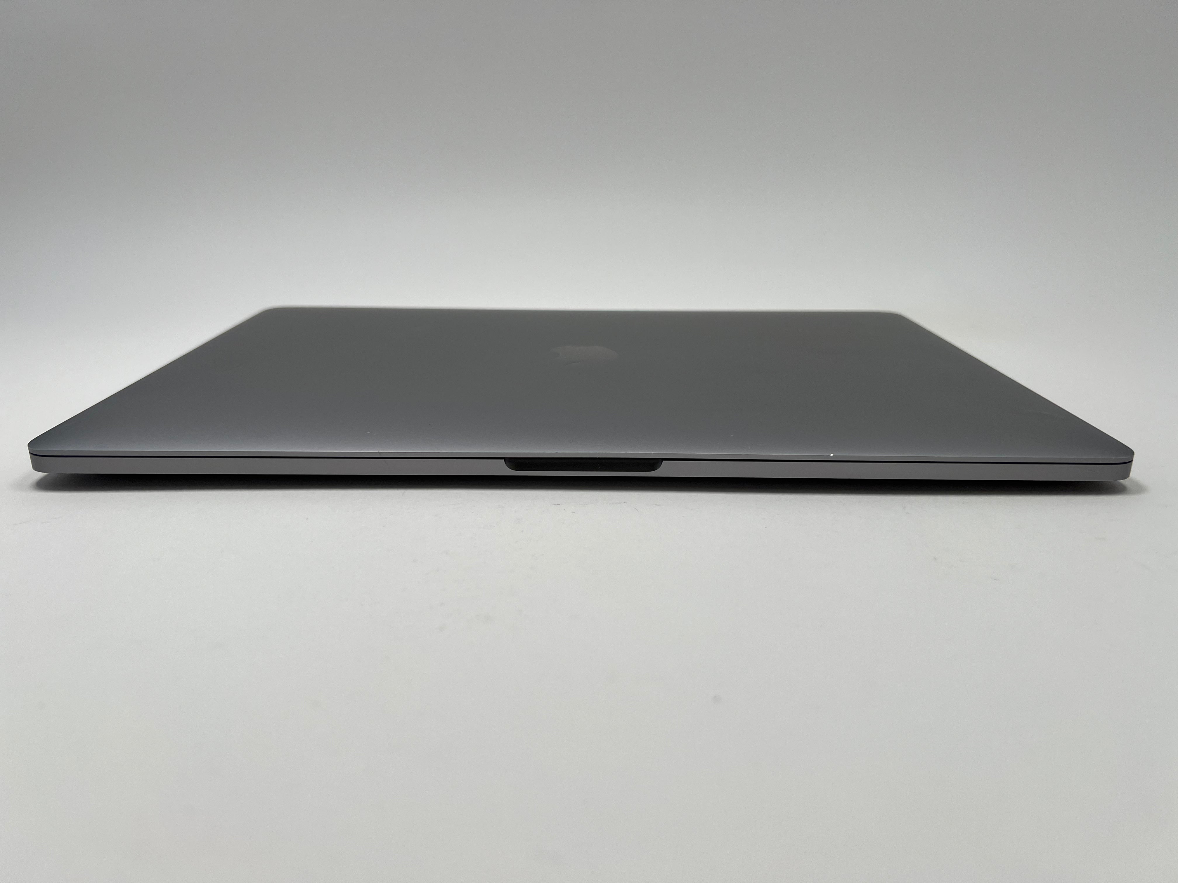 MacBook Pro (2017) 15-inch – Intel Core i7 3.1GHz – 16GB RAM 1TB SSD – Radeon Pro 560