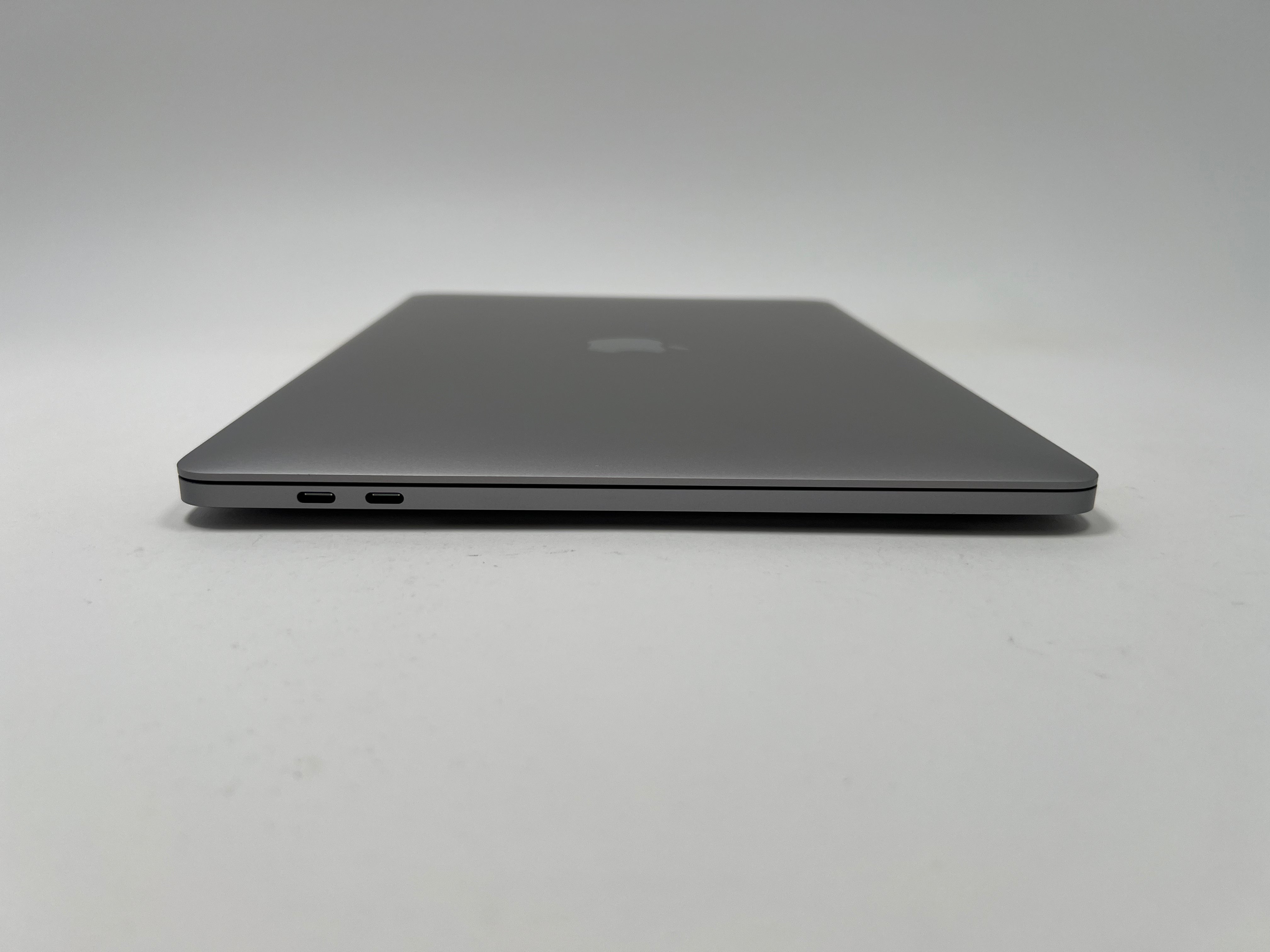 MacBook Pro (2019) 13-inch – Intel Core i7 2.8GHz – 16GB RAM 1TB SSD – 30 Battery Cycles