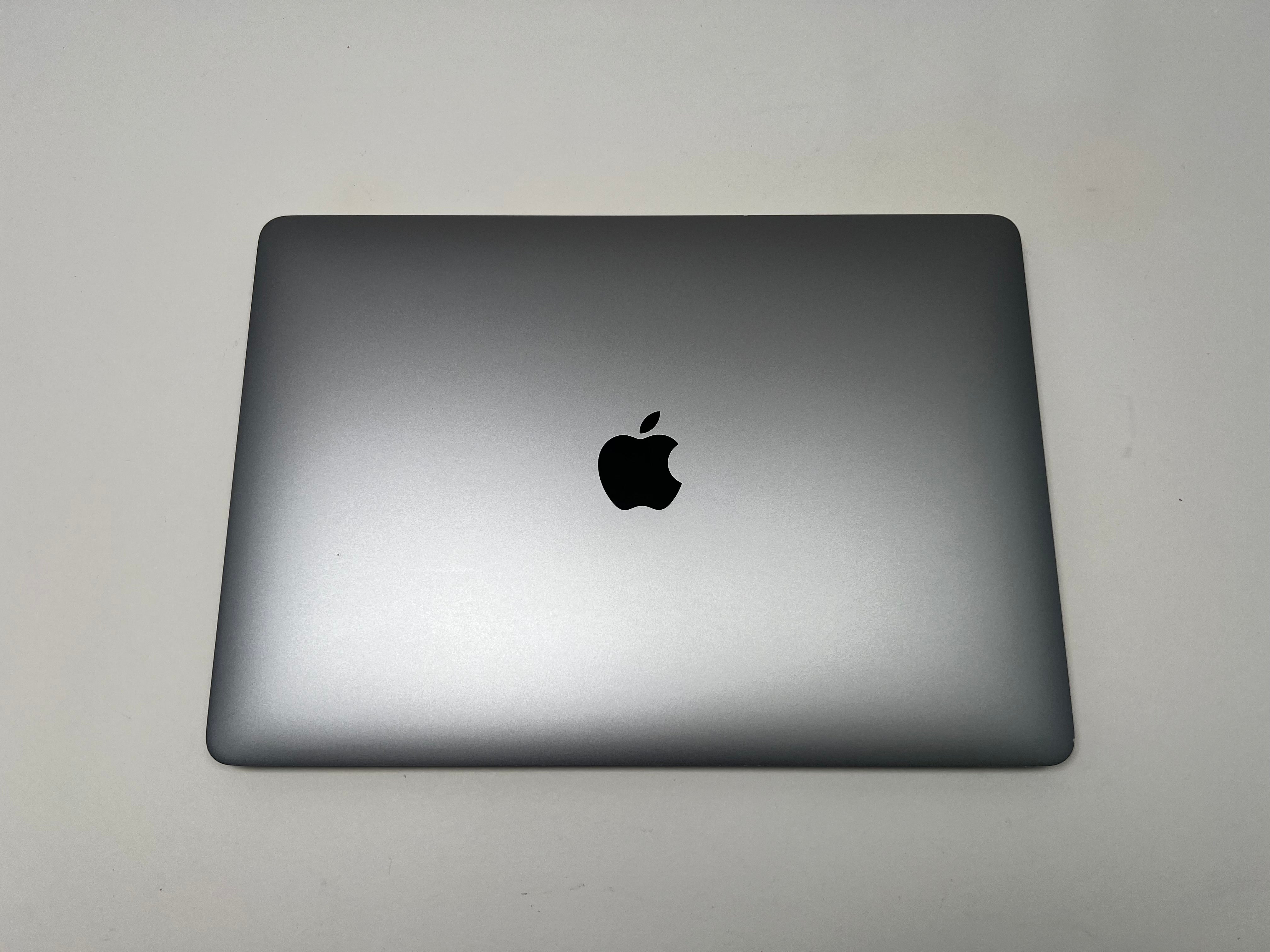 MacBook Pro (2017) 13-inch – Intel Core i7 3.5GHz – 16GB RAM 512GB SSD • 45 Battery Cycles