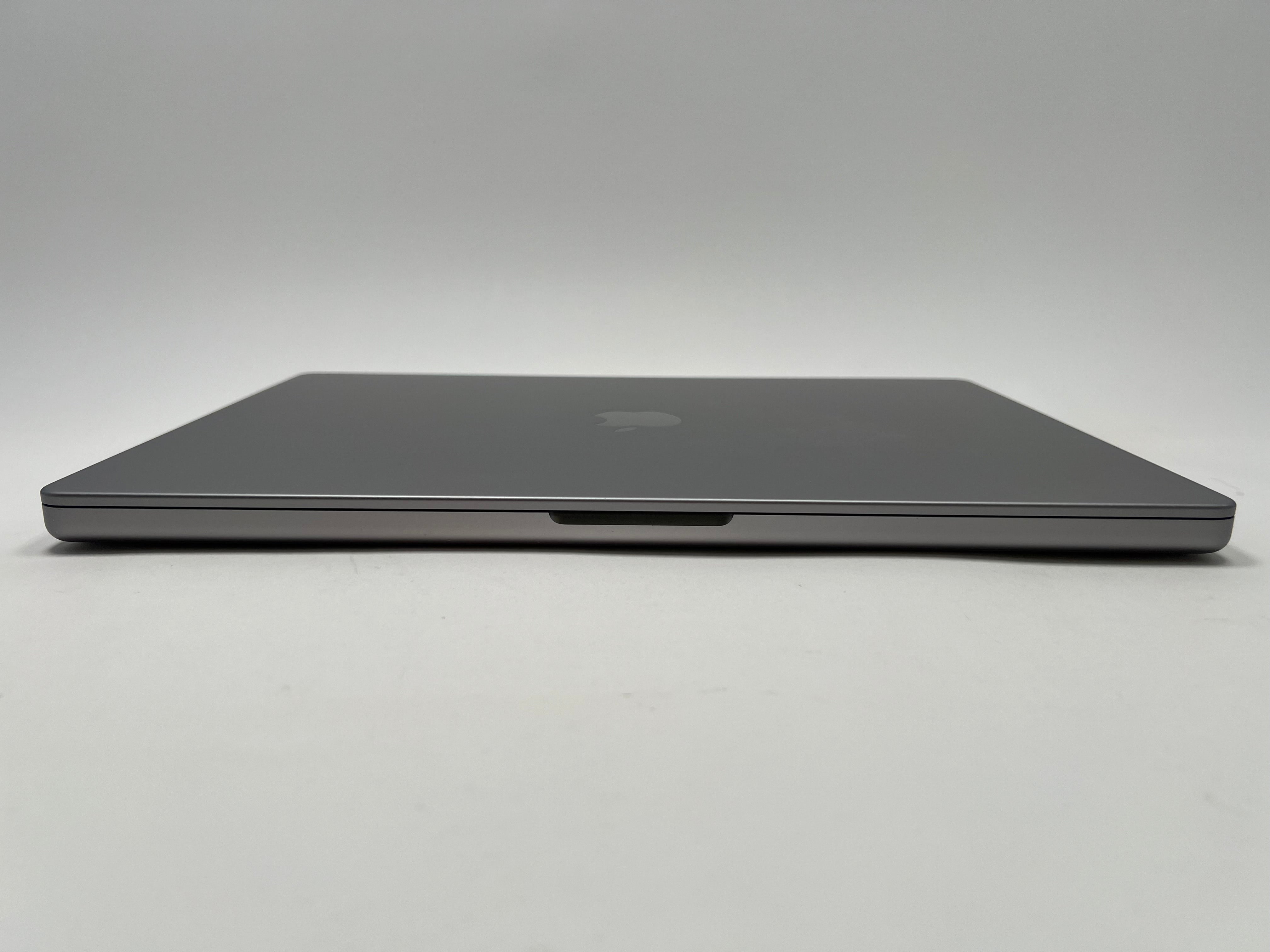 MacBook Pro (2021) 16-inch – M1 Pro 16-Core GPU – 32GB RAM 512GB SSD
