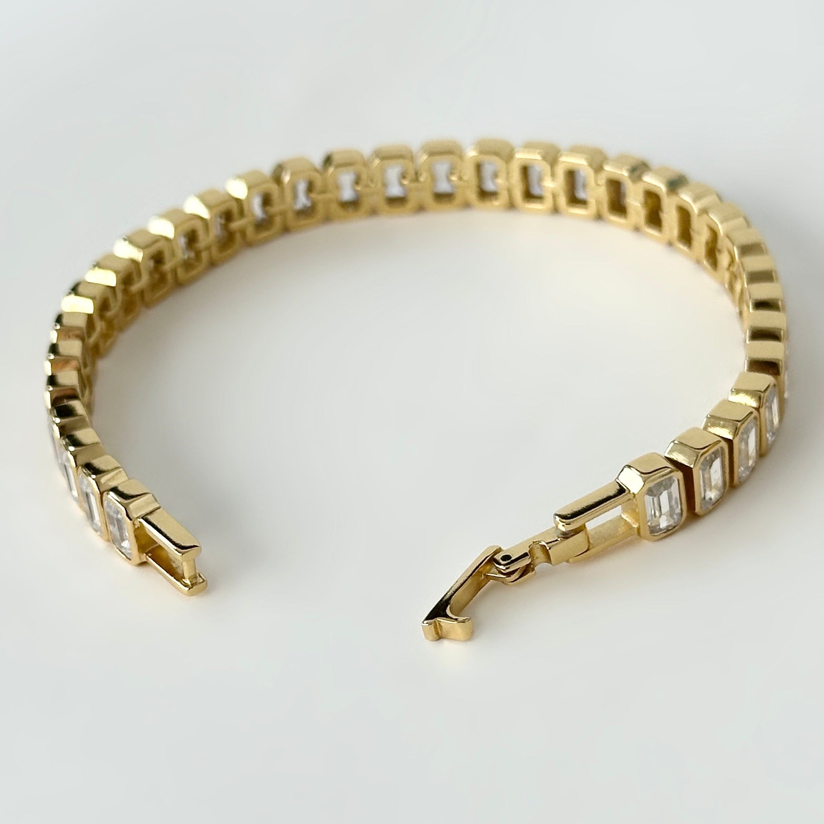 Vienna Lux Tennis Bracelet w Clear CZ