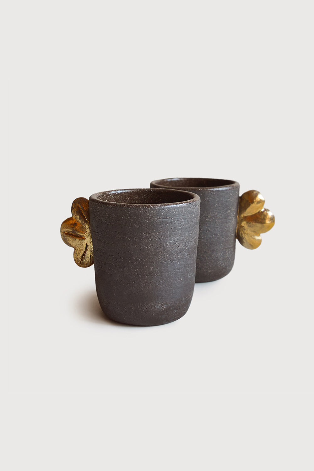 Handmade Stoneware Coffee Cup "Pumpernickel" with Gold Wing