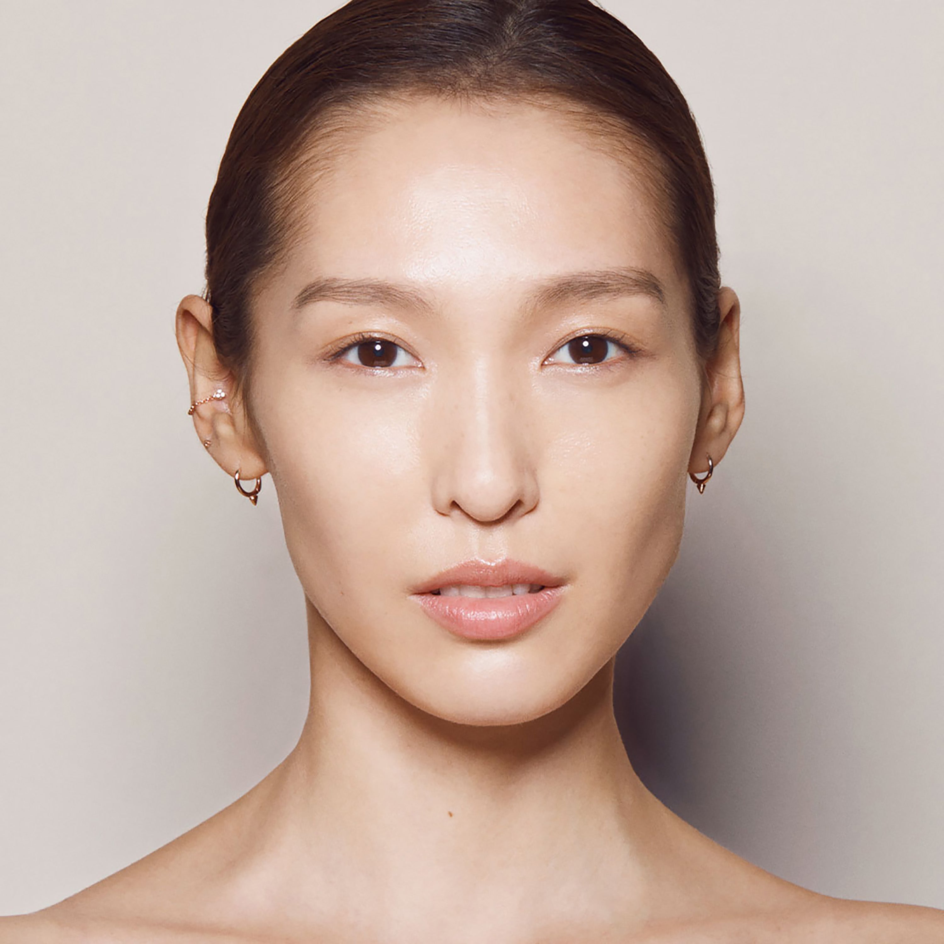 Invisible Touch Liquid Foundation--F130/Silken