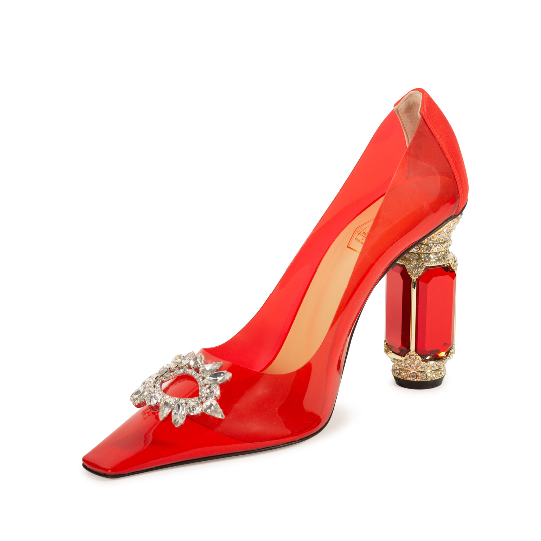 Red Pumps 100