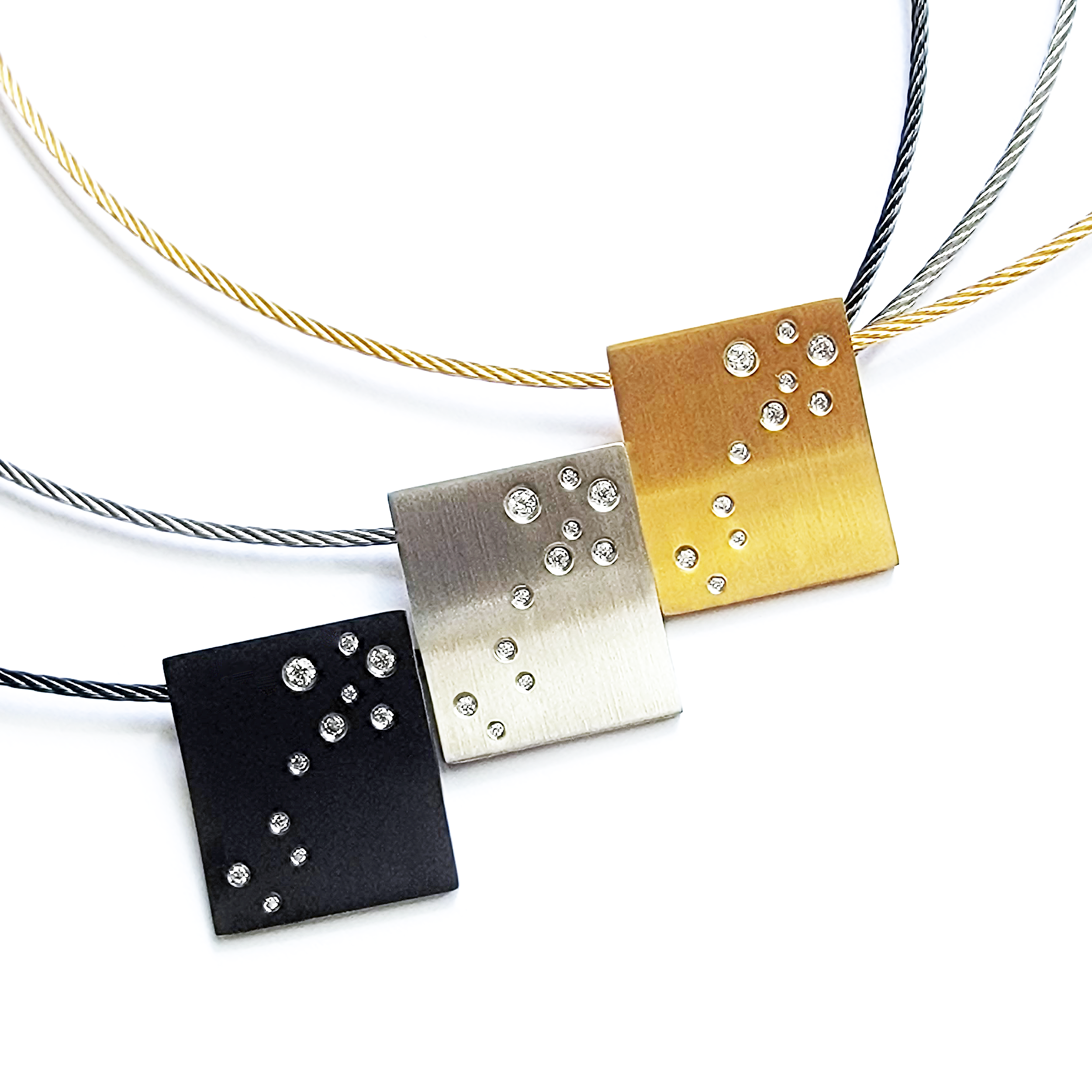 PT094B B.Tiff Black Pavé Galaxie Pendant