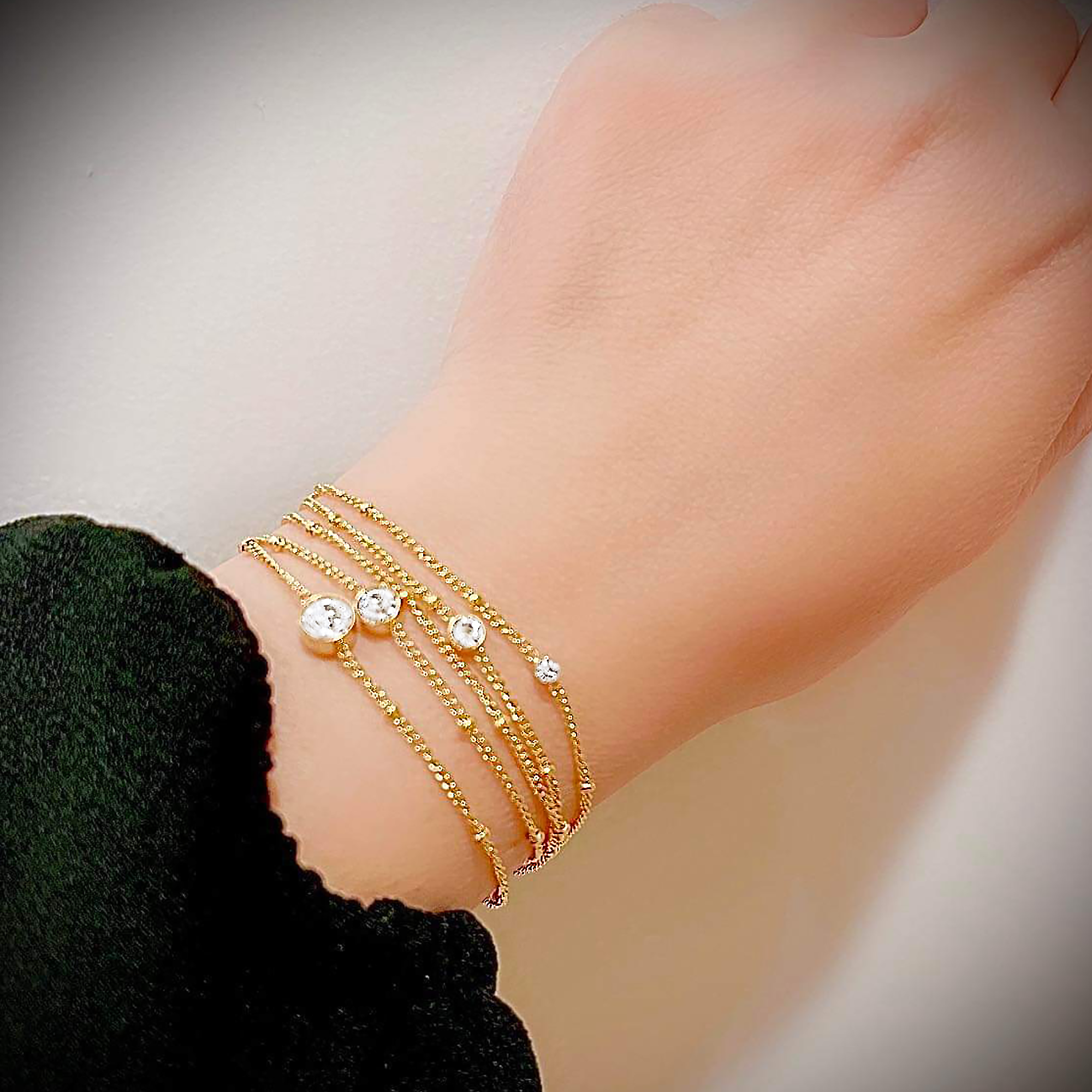 PT456G B.Tiff 8-Stone Gold Pavé Station Necklace