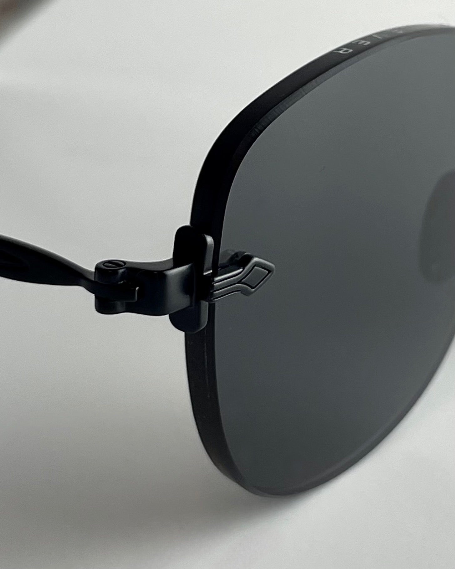 NEVER Black | Grey