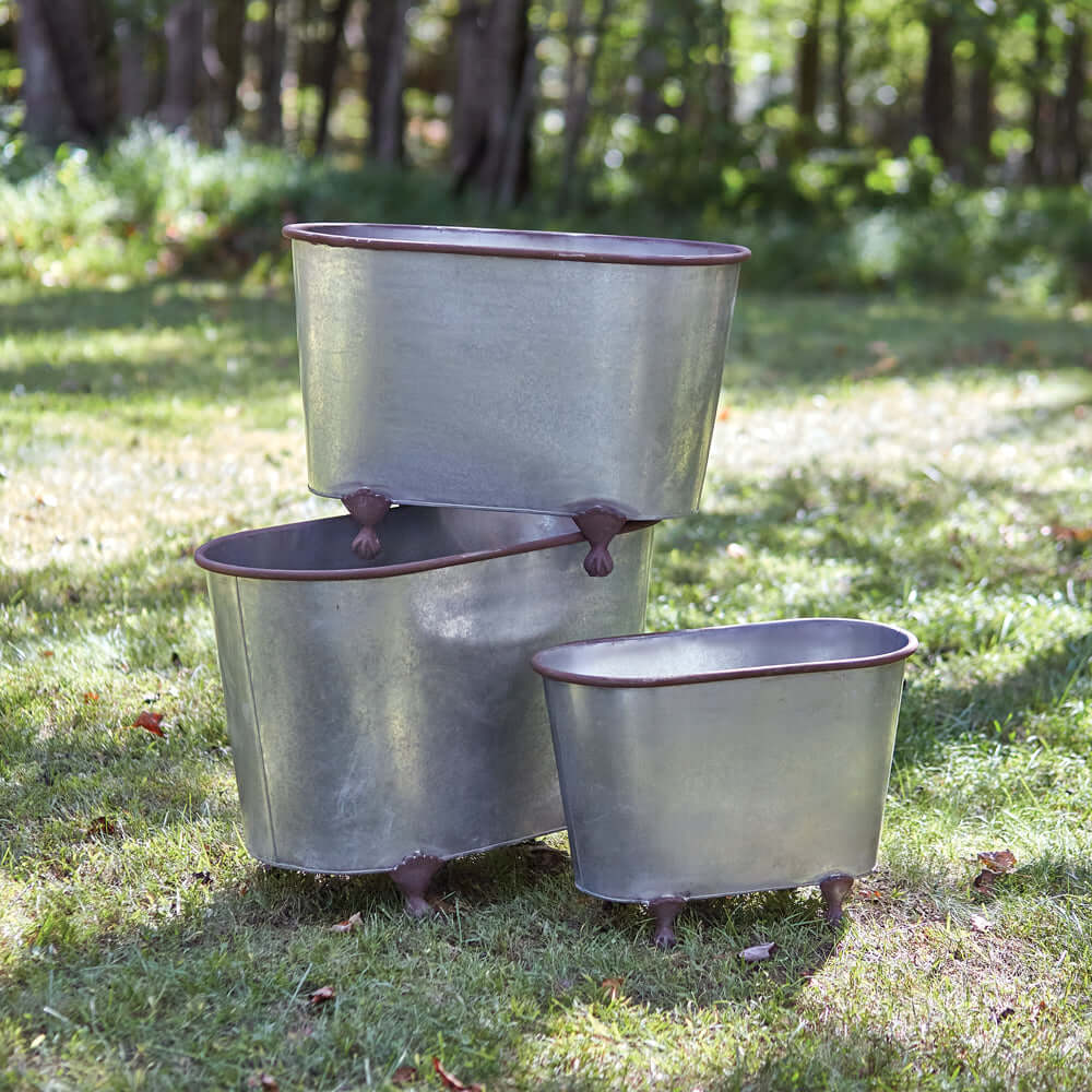 Rustic Galvanized Metal Clawfoot Planters (Set of 3)