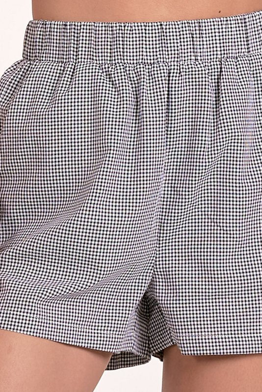 Dari Short